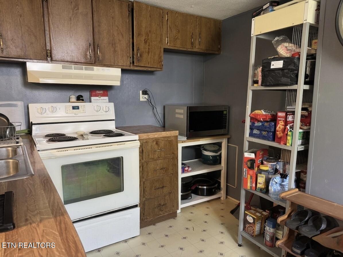 1022 Spring Hill Circle Jamestown TN 38556