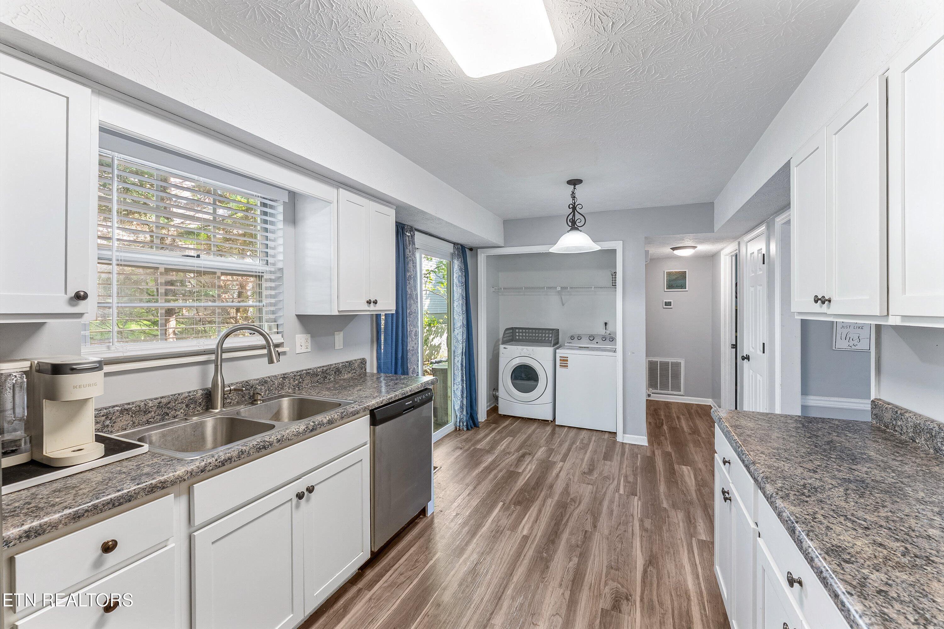 1513 Rhododendron Court Knoxville TN 37931