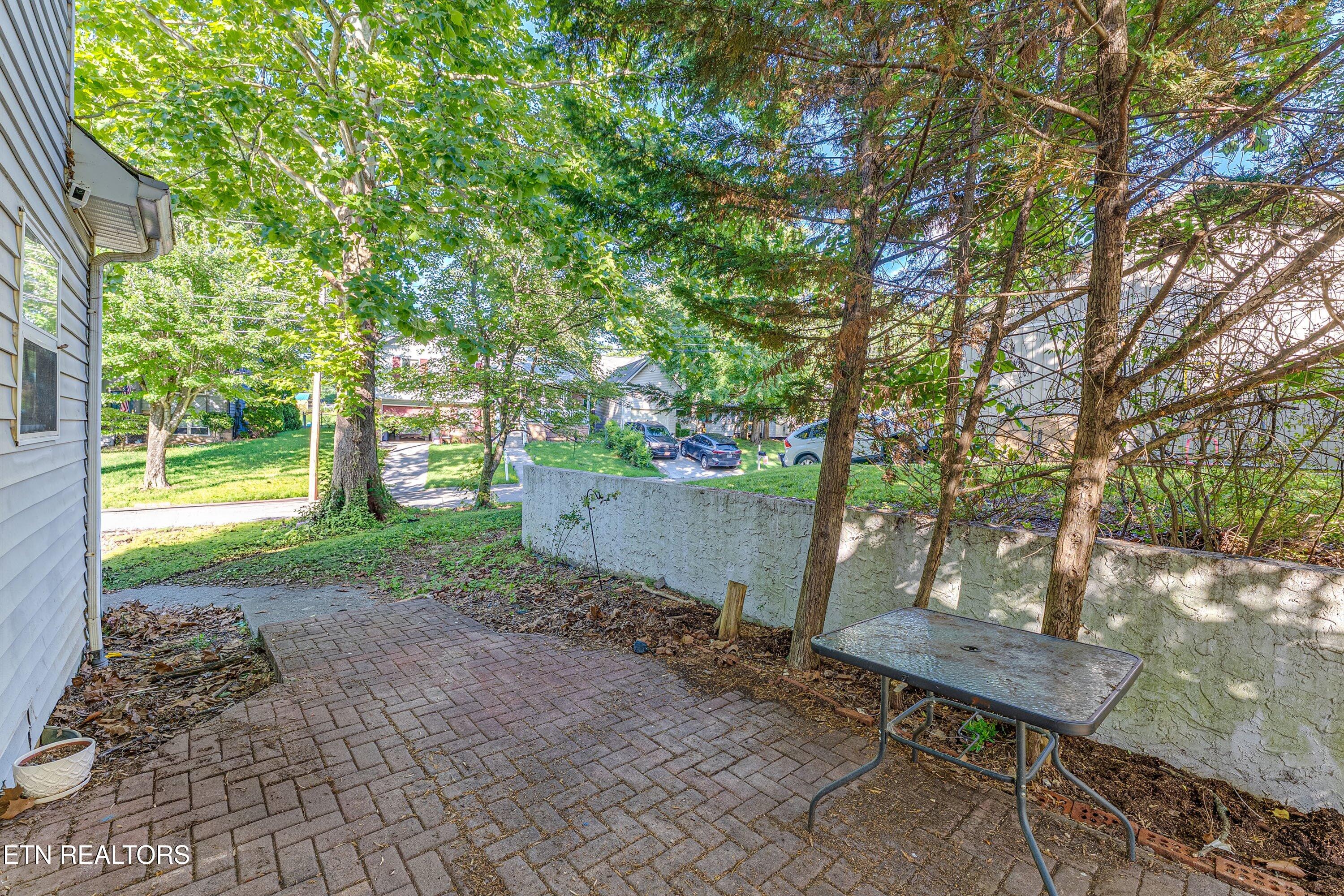 1513 Rhododendron Court Knoxville TN 37931
