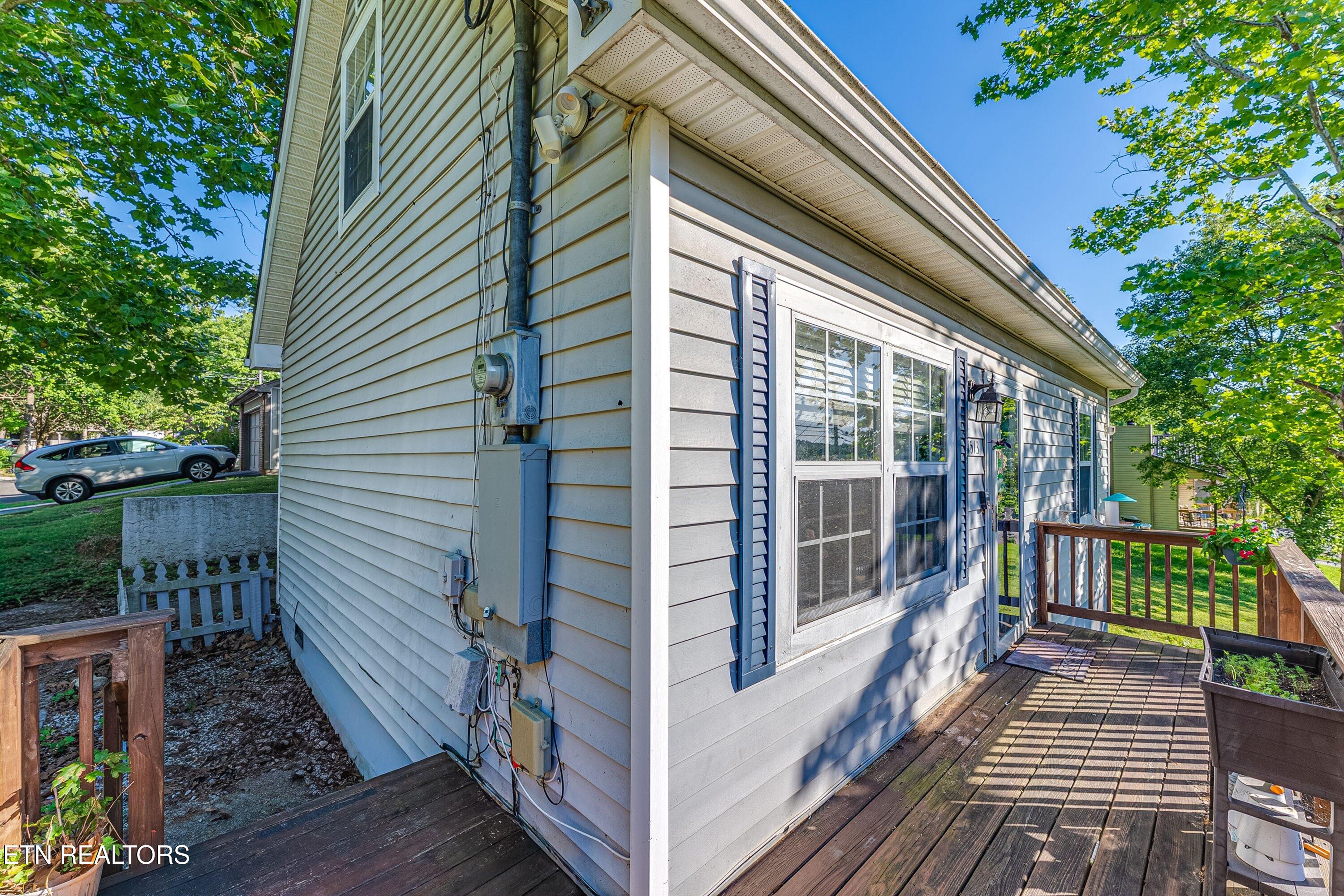 1513 Rhododendron Court Knoxville TN 37931