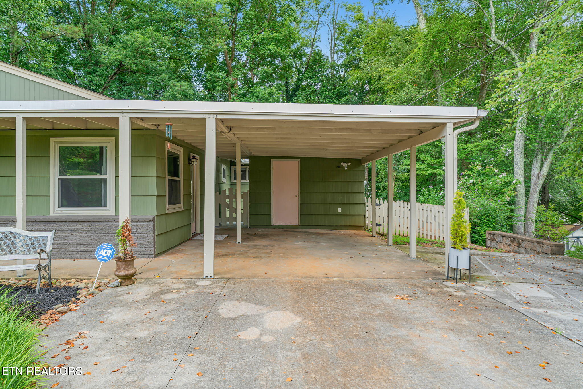 1324 Huntington Road Knoxville TN 37919