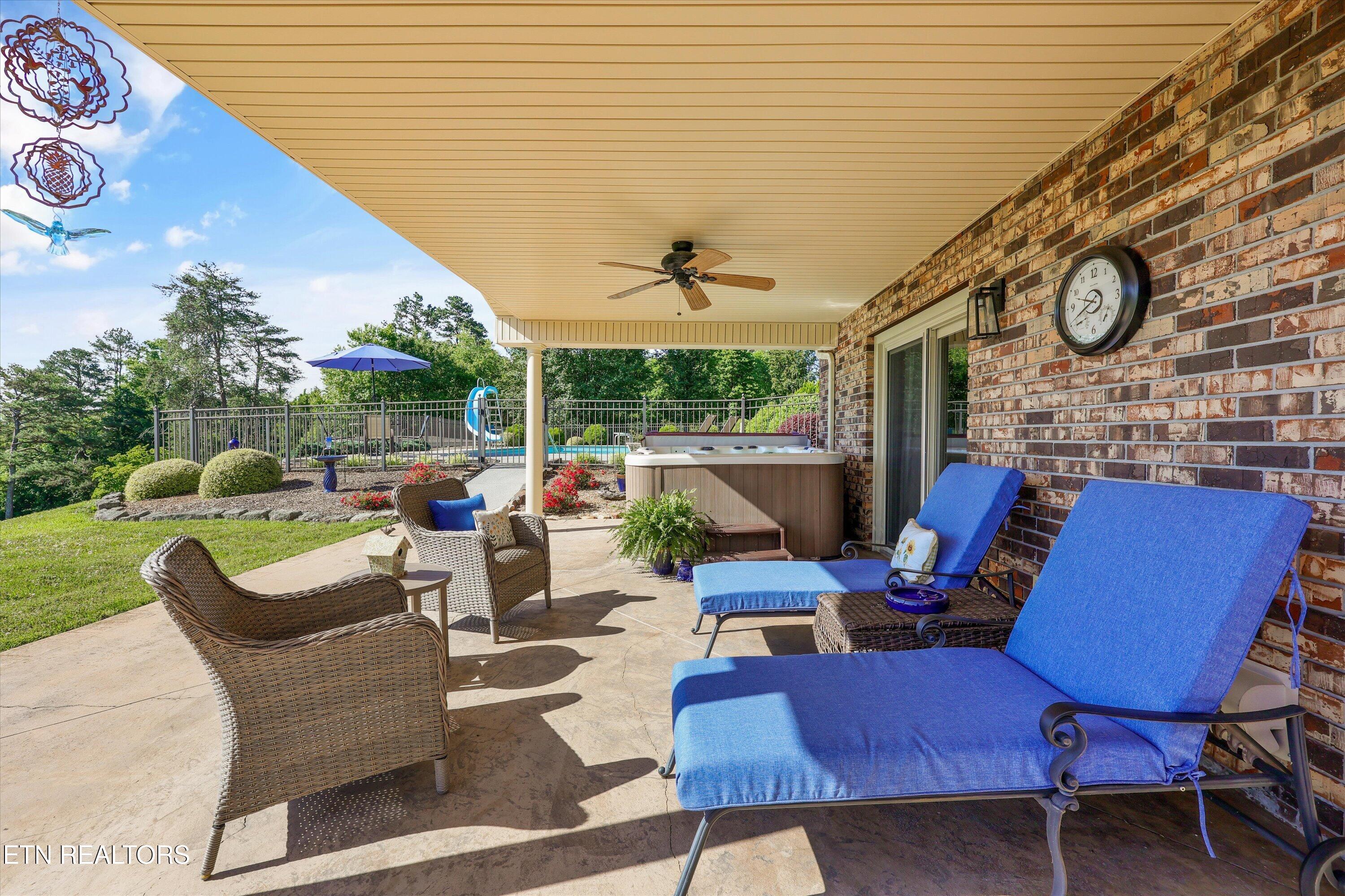 10404 Cobb Lane Mascot TN 37806