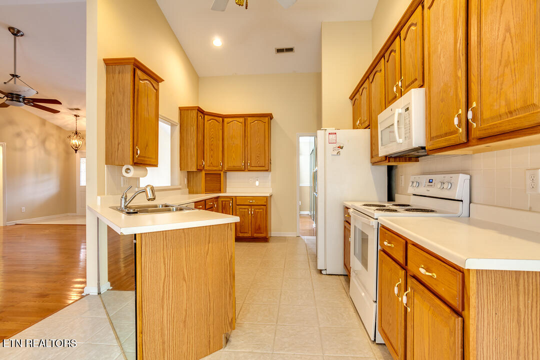 101 Country Run Circle Powell TN 37849