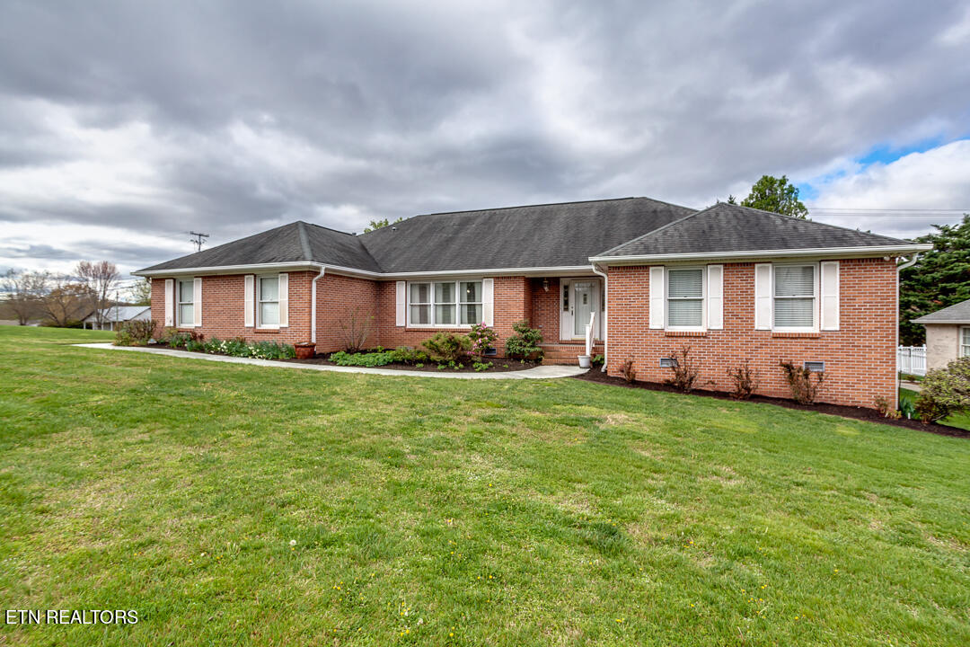 101 Country Run Circle Powell TN 37849