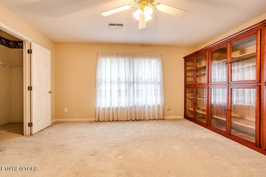 101 Country Run Circle Powell TN 37849