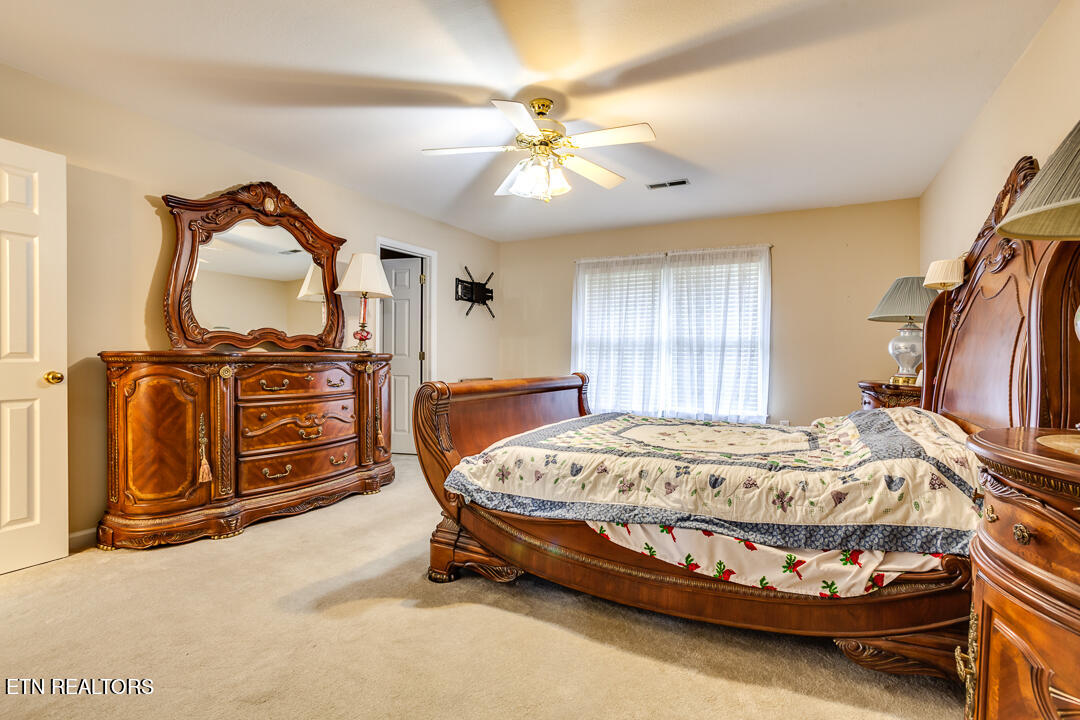 101 Country Run Circle Powell TN 37849