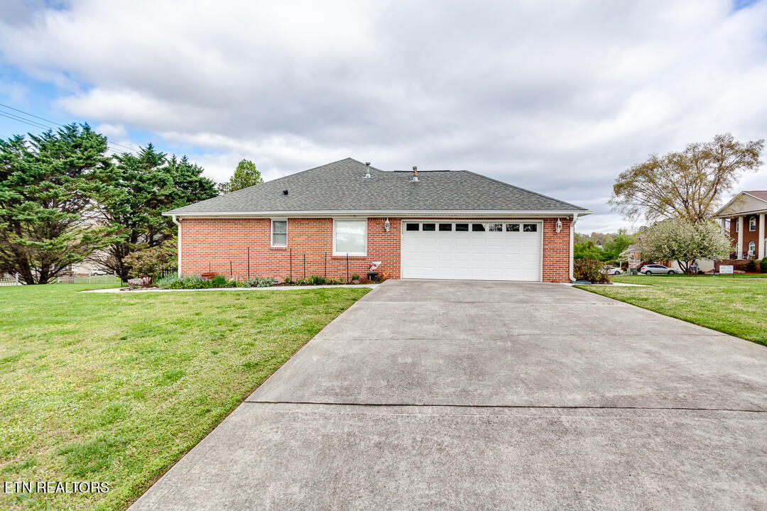 101 Country Run Circle Powell TN 37849