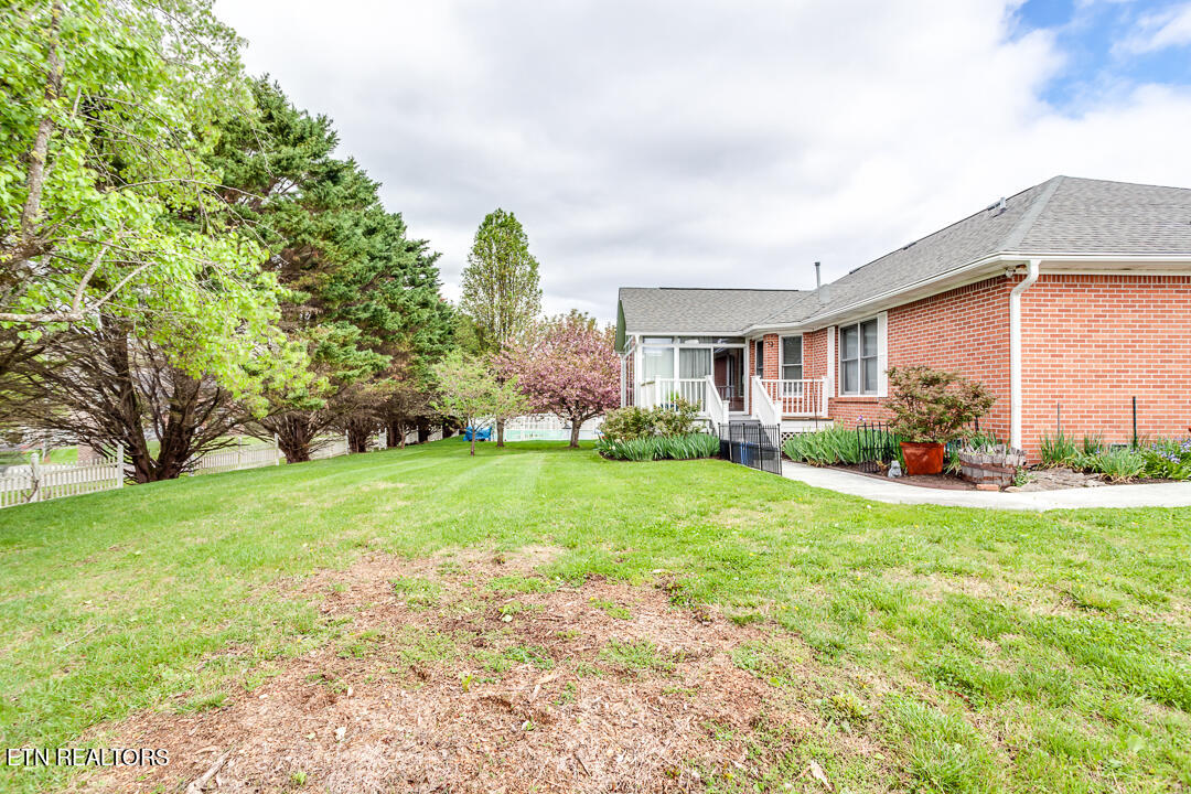 101 Country Run Circle Powell TN 37849