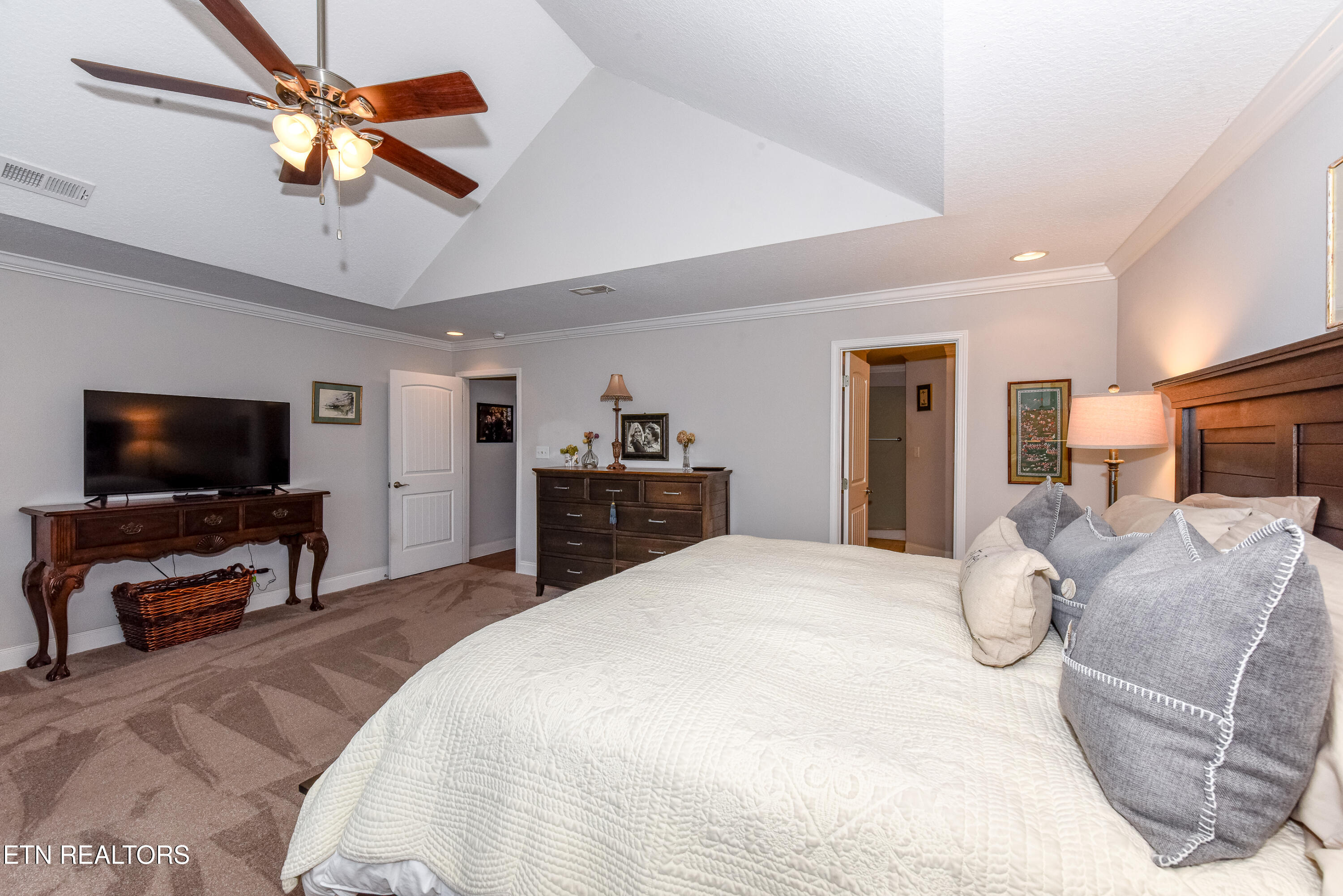 1131 Houston Springs Road Greenback TN 37742