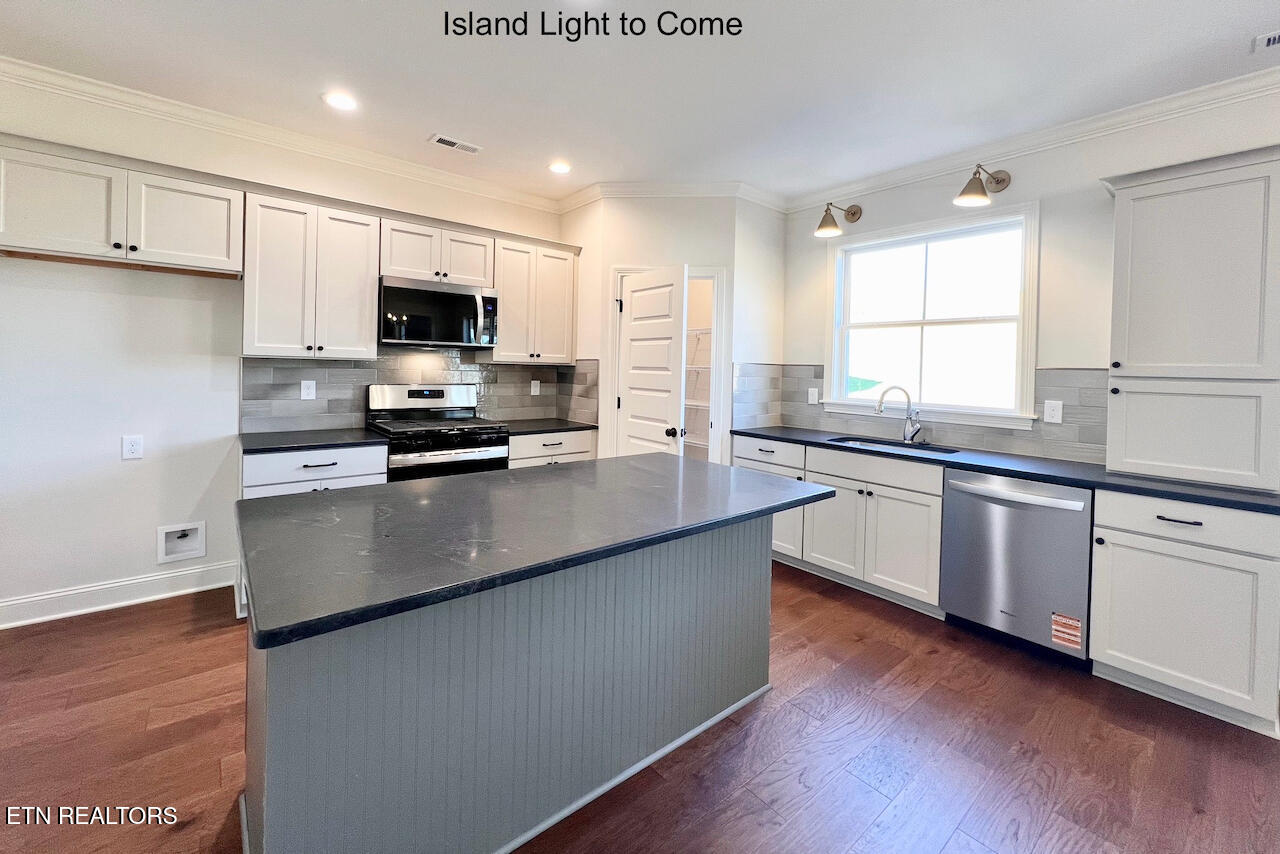 1213 Madison Oaks Road Knoxville TN 37924