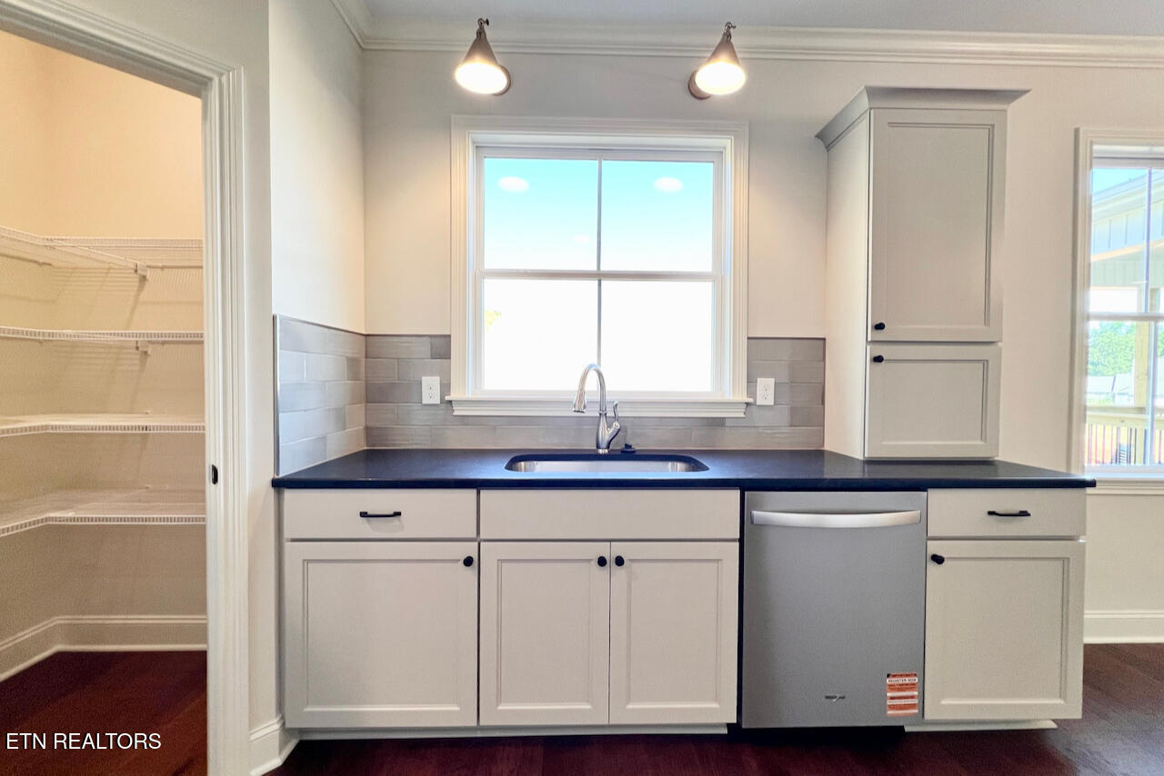 1213 Madison Oaks Road Knoxville TN 37924