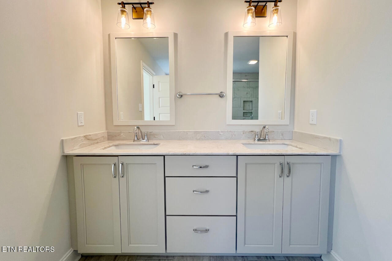 1213 Madison Oaks Road Knoxville TN 37924