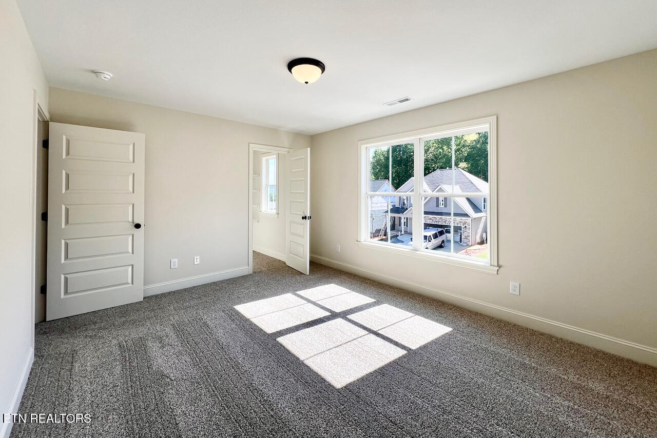 1213 Madison Oaks Road Knoxville TN 37924