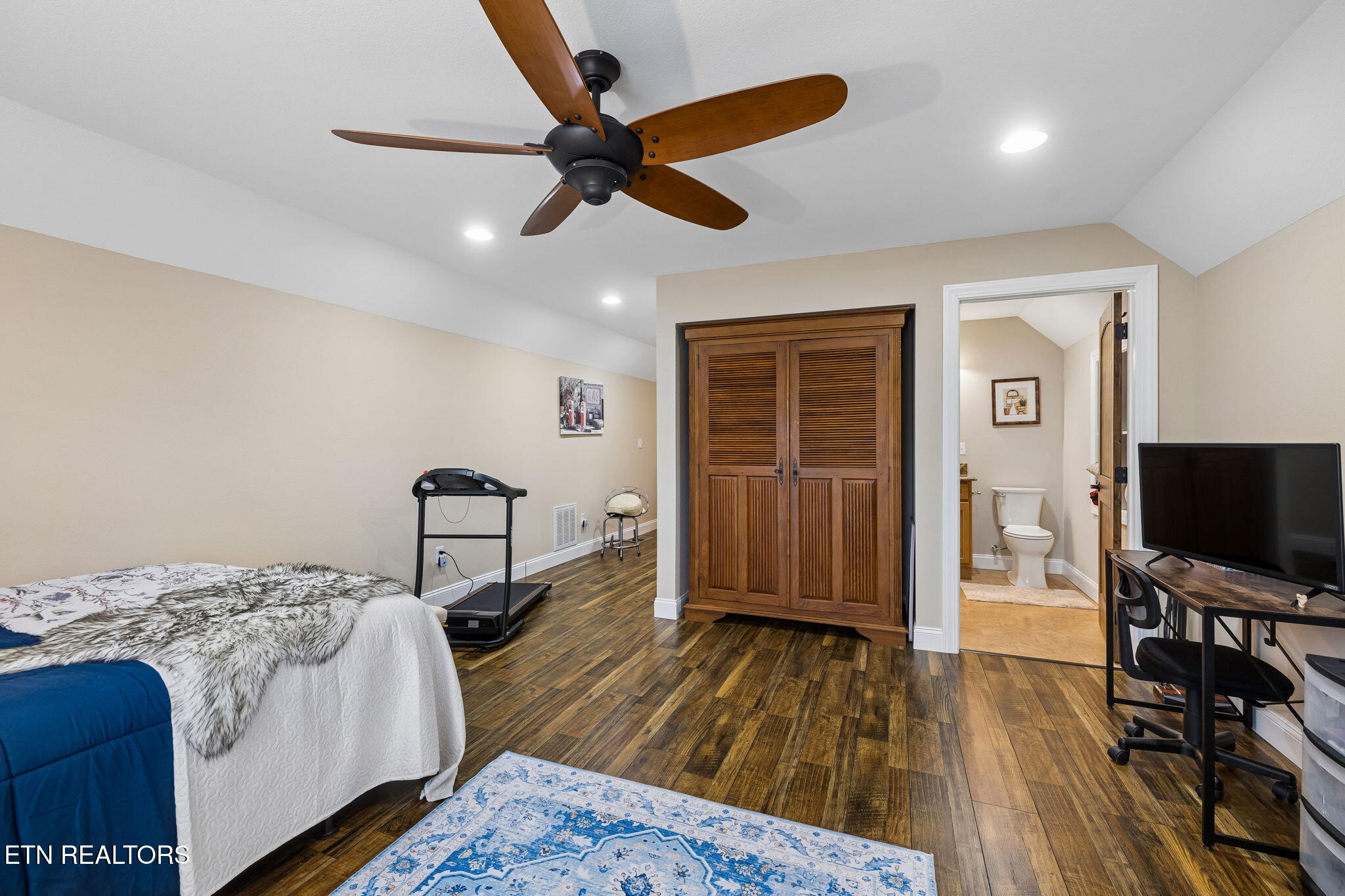 133 Ivy Lane Helenwood TN 37755