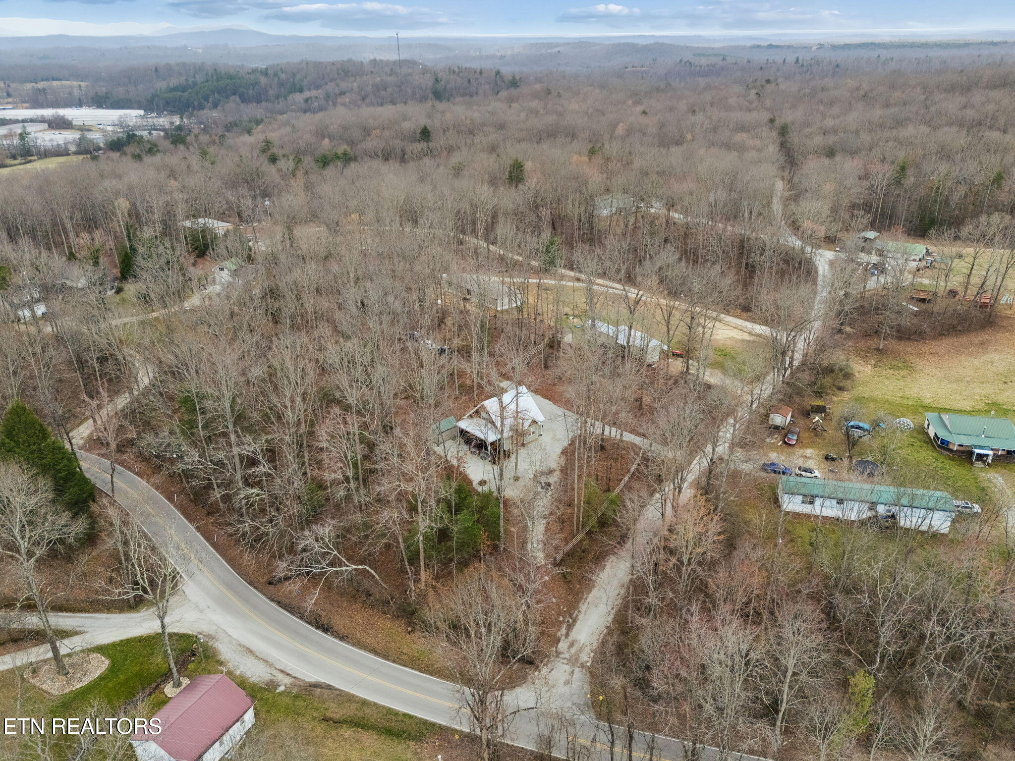 133 Ivy Lane Helenwood TN 37755