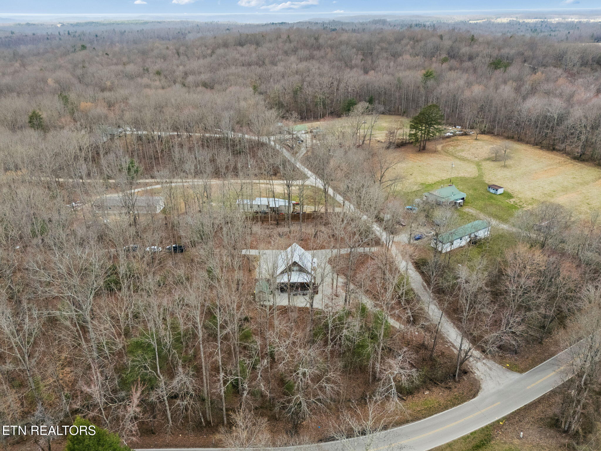 133 Ivy Lane Helenwood TN 37755