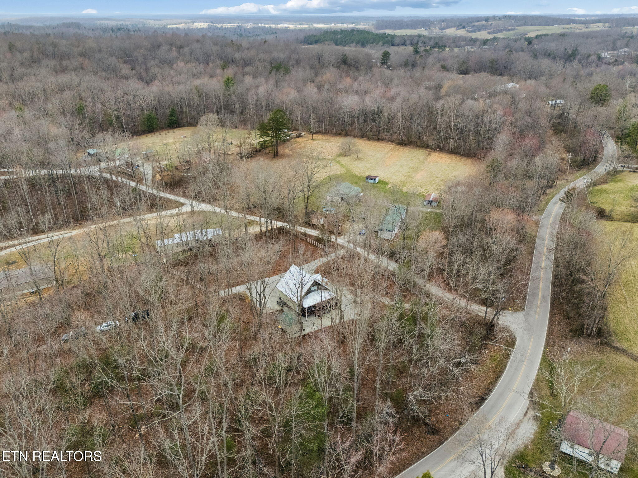 133 Ivy Lane Helenwood TN 37755