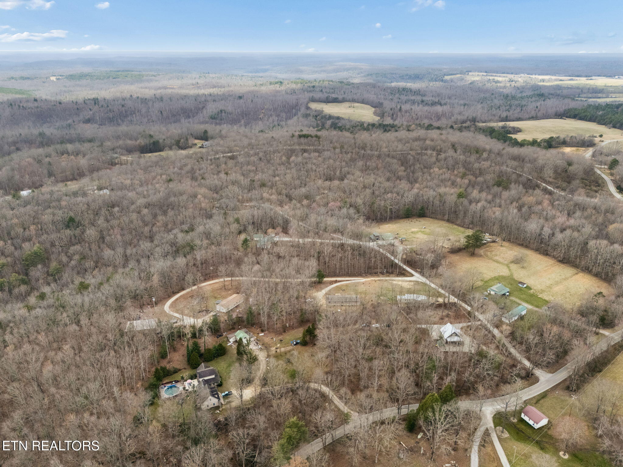 133 Ivy Lane Helenwood TN 37755