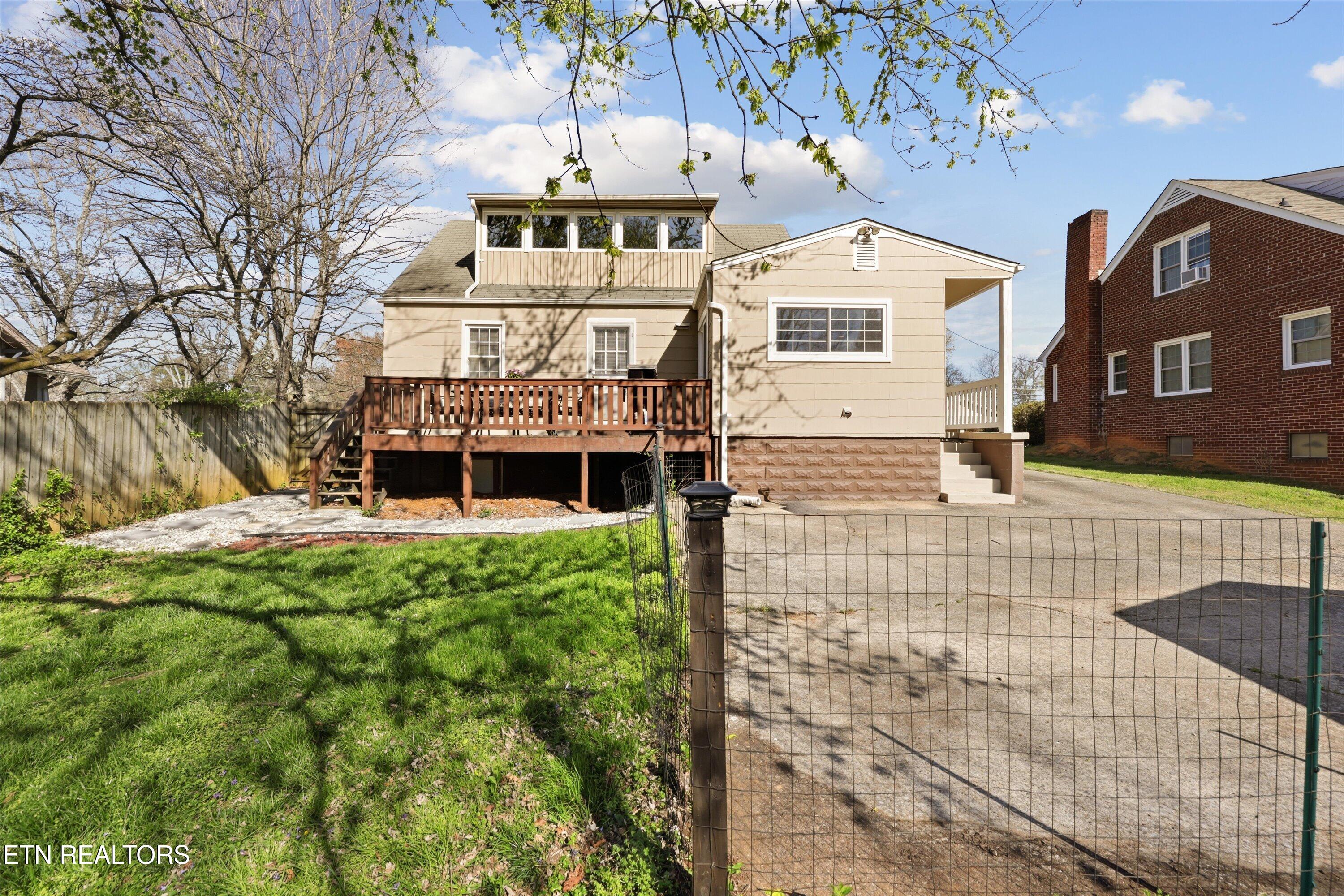 140 Hillcrest Drive Knoxville TN 37918