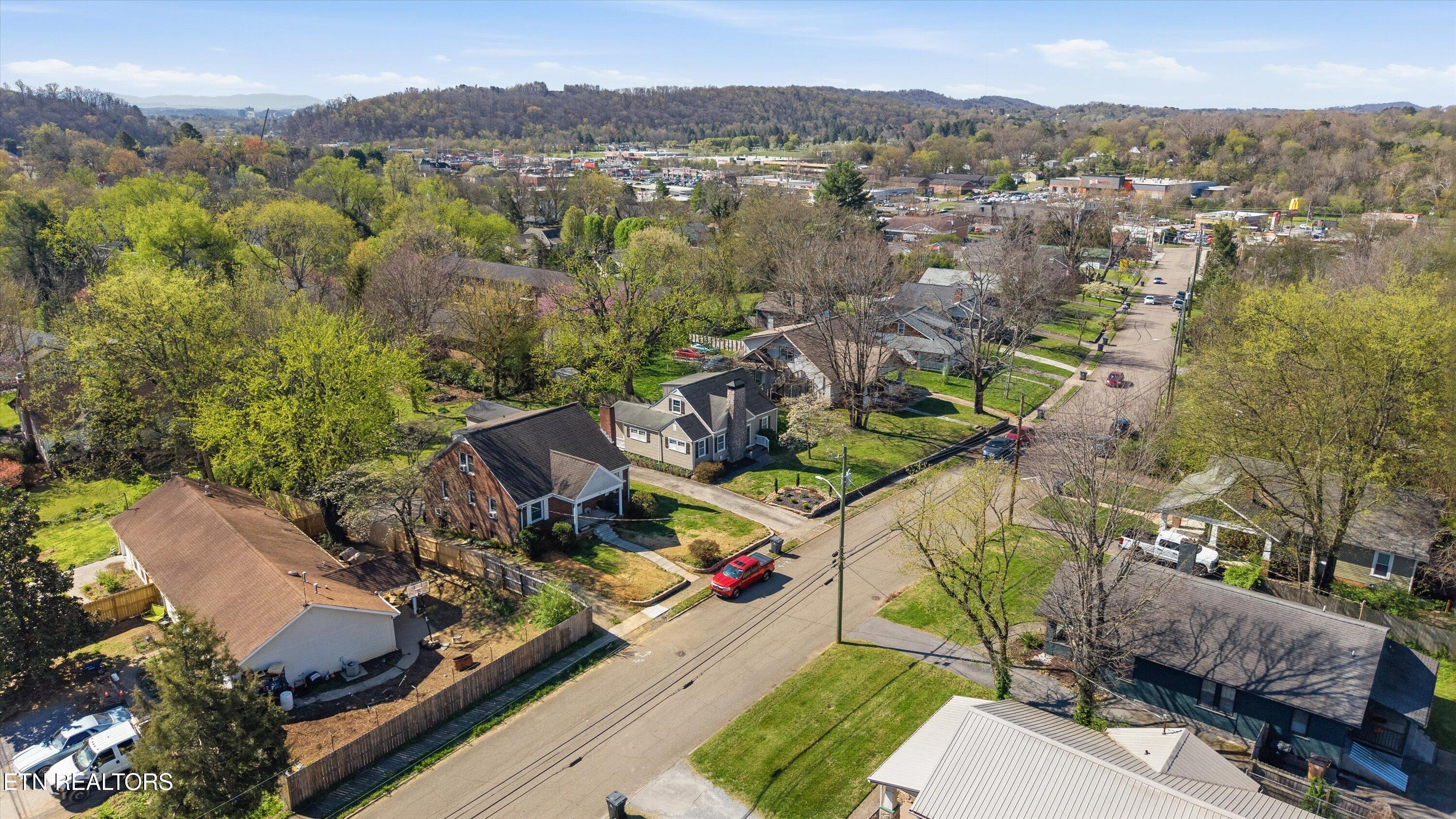 140 Hillcrest Drive Knoxville TN 37918