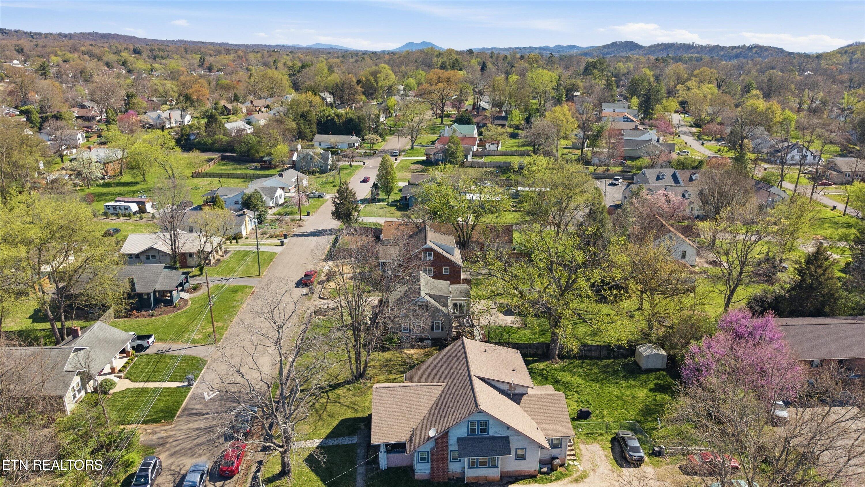 140 Hillcrest Drive Knoxville TN 37918