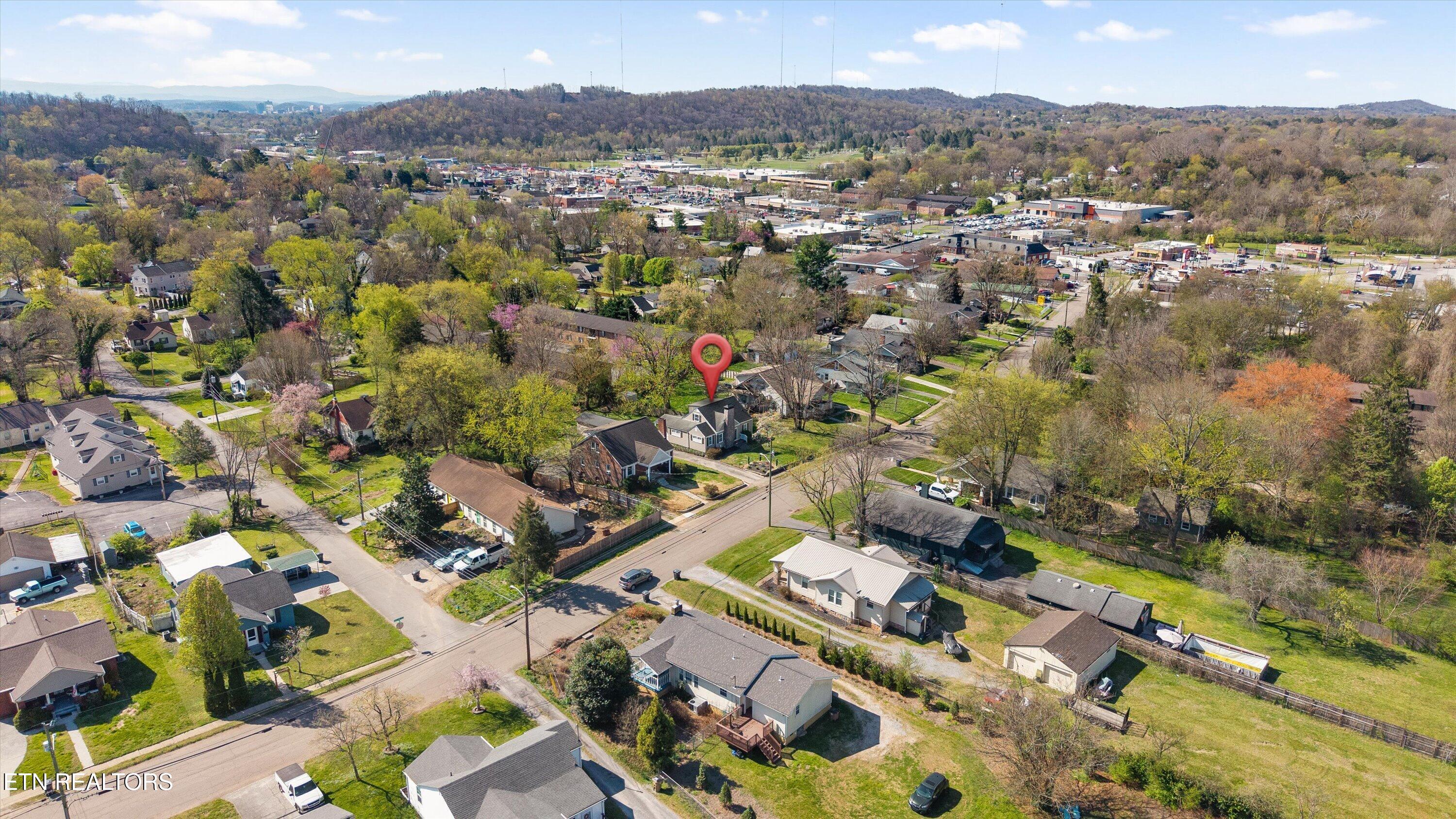 140 Hillcrest Drive Knoxville TN 37918