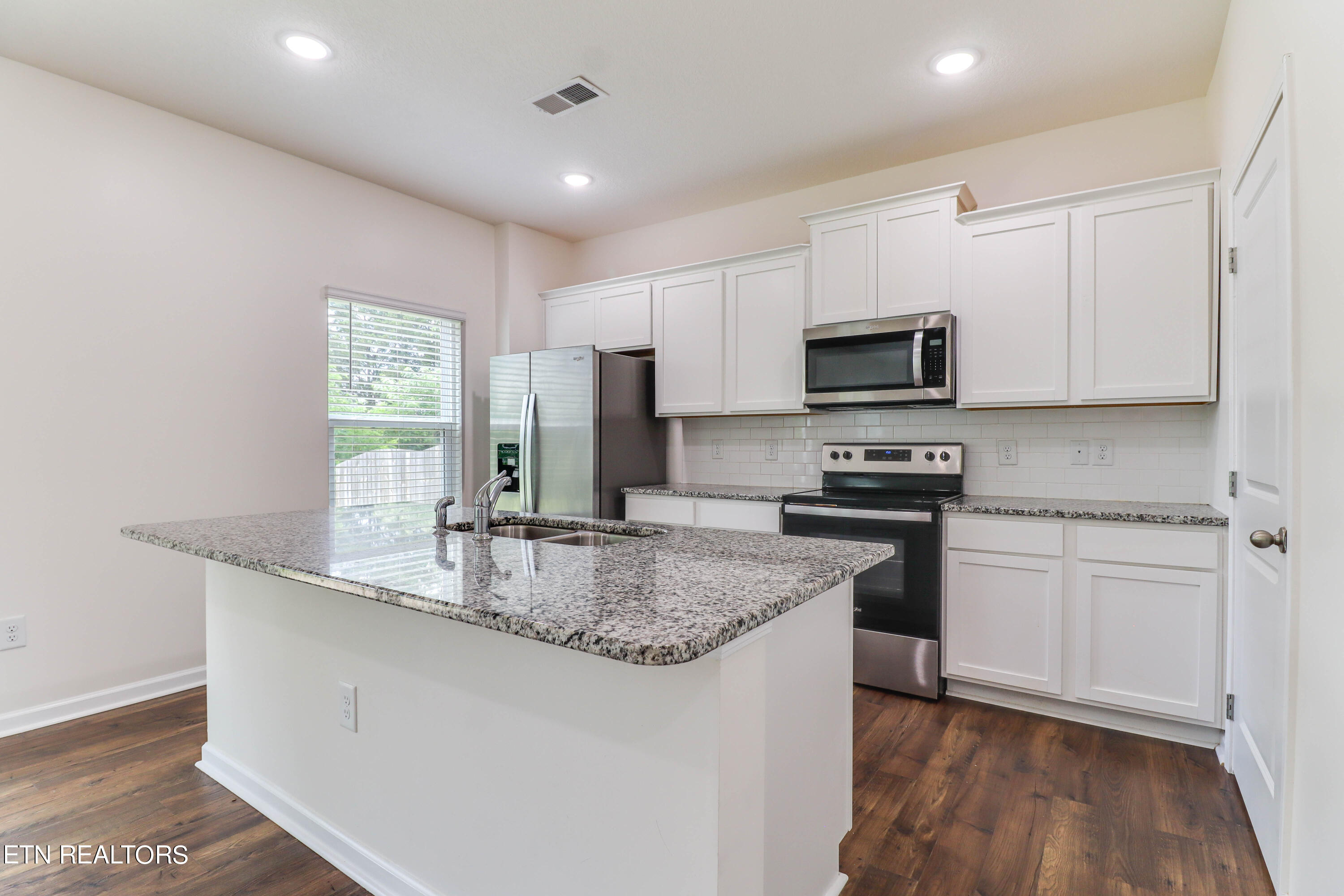 200 Paisley Reece Lane Lenoir City TN 37771
