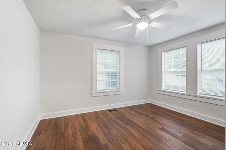 300 S Oak Street Sweetwater TN 37874