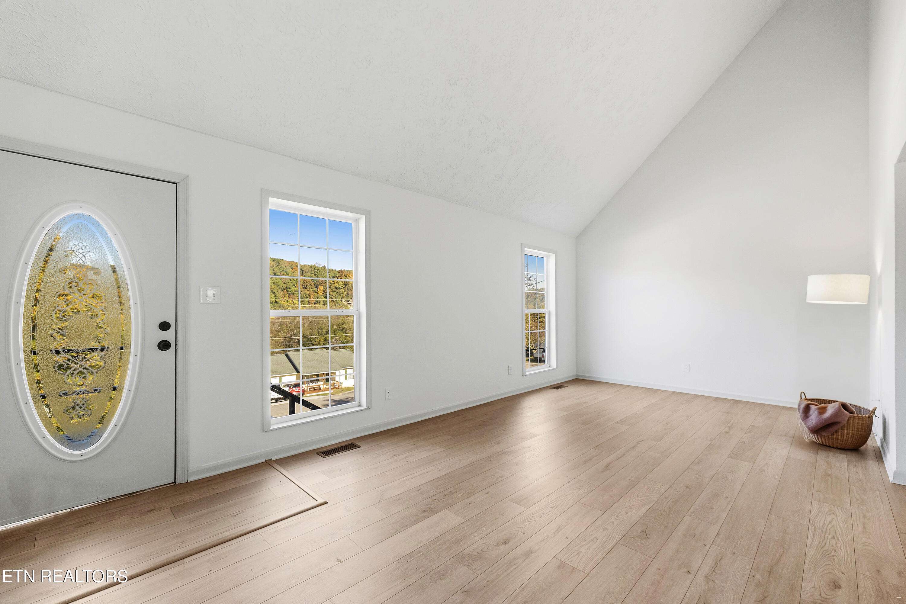 1125 Melton Hill Circle Clinton TN 37716