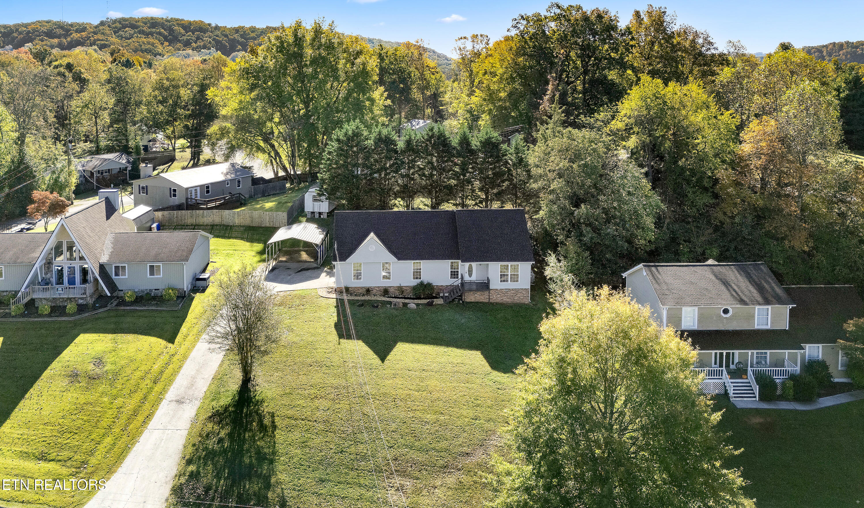 1125 Melton Hill Circle Clinton TN 37716