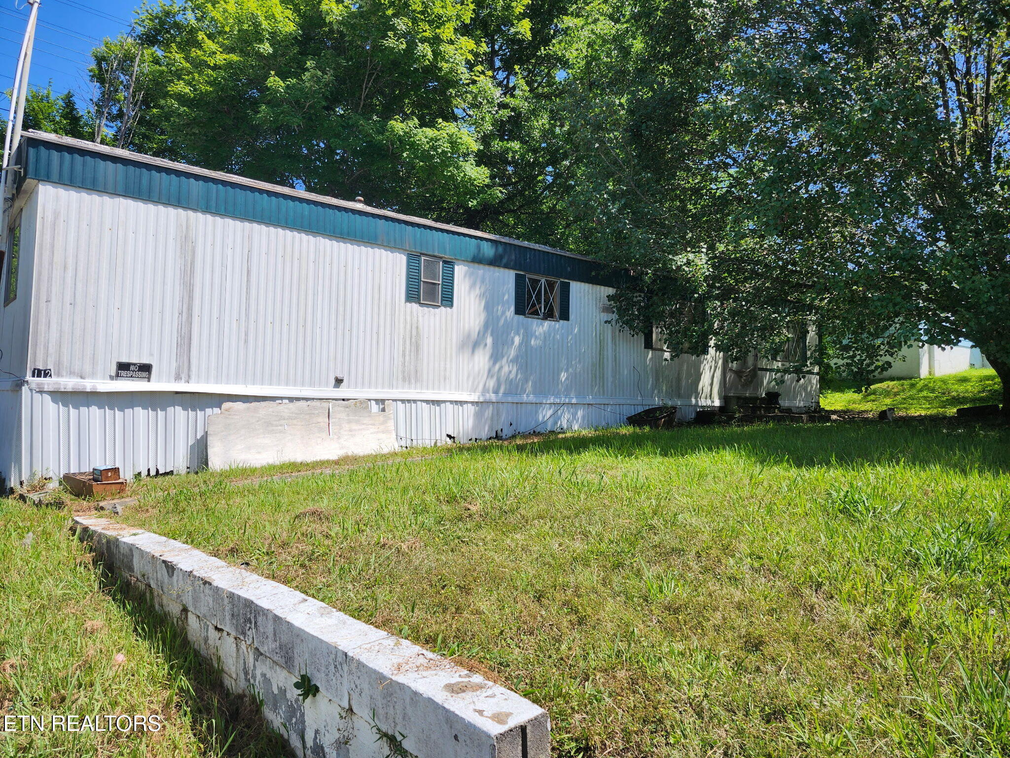 112 Queen Street Clinton TN 37716