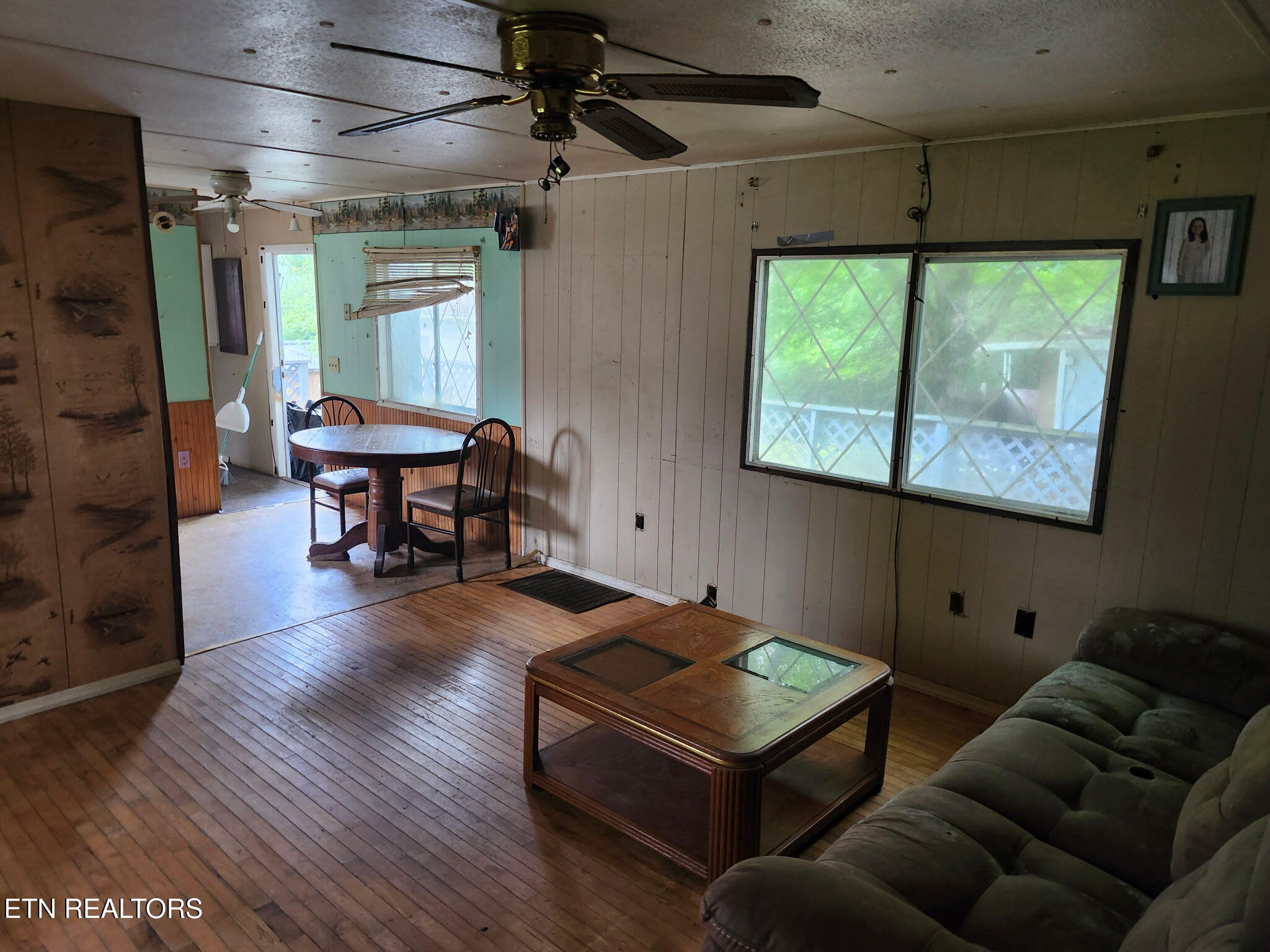 112 Queen Street Clinton TN 37716