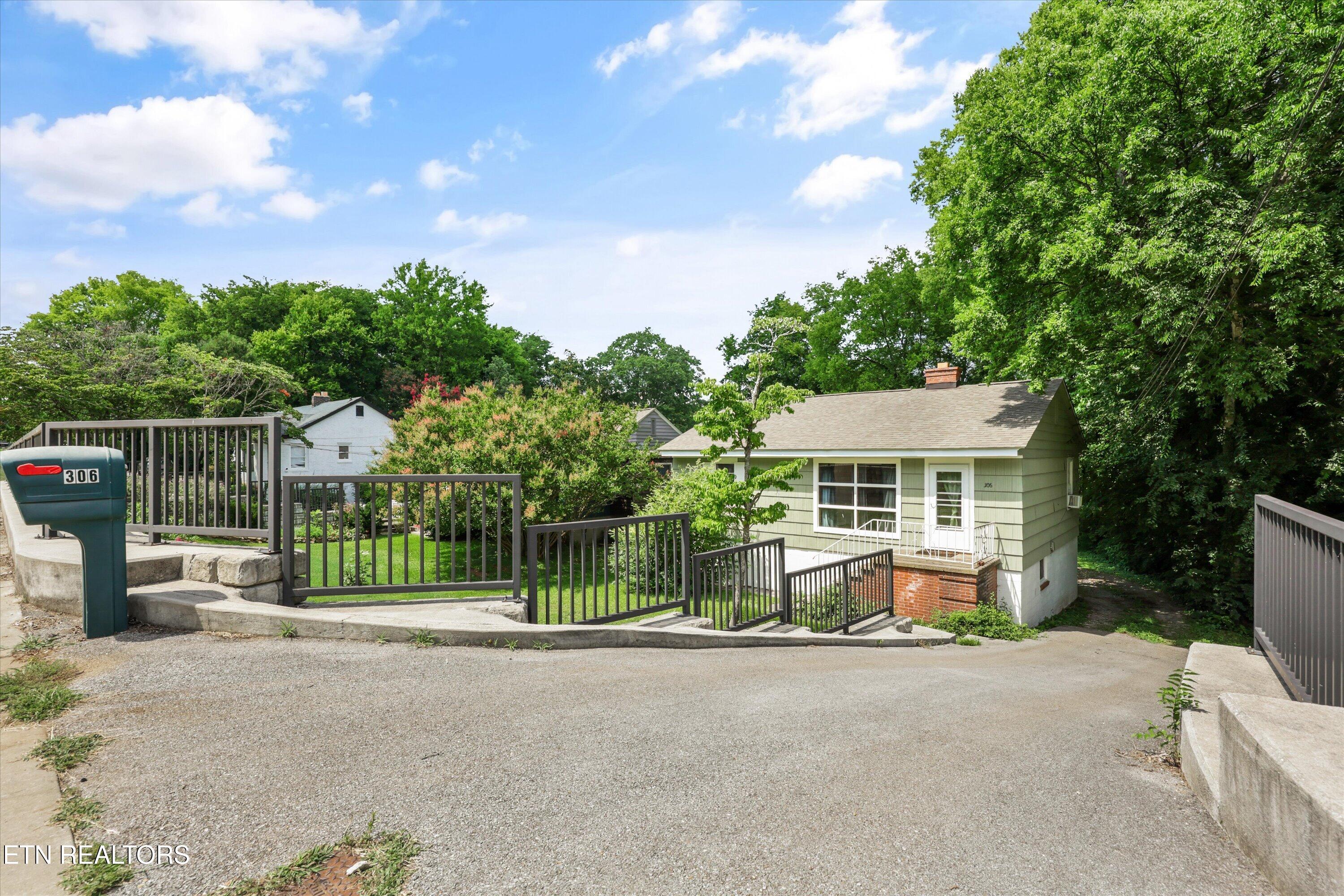 306 S Cedar Street Maryville TN 37803