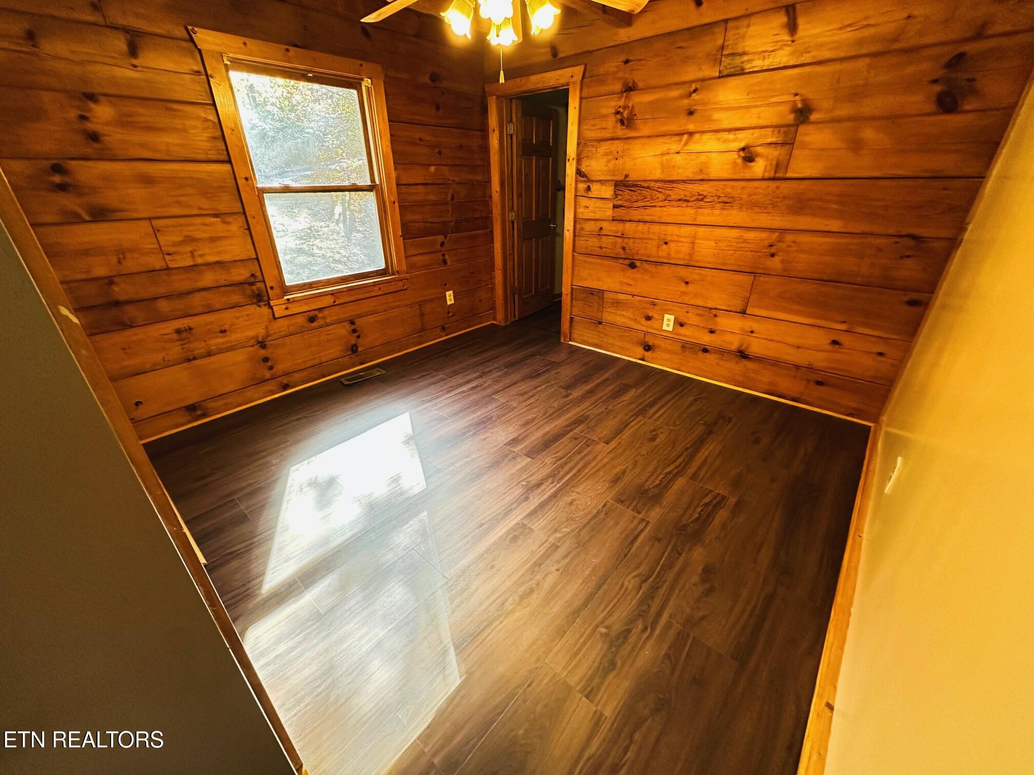 4360 Carolina Cove Way Pigeon Forge TN 37863