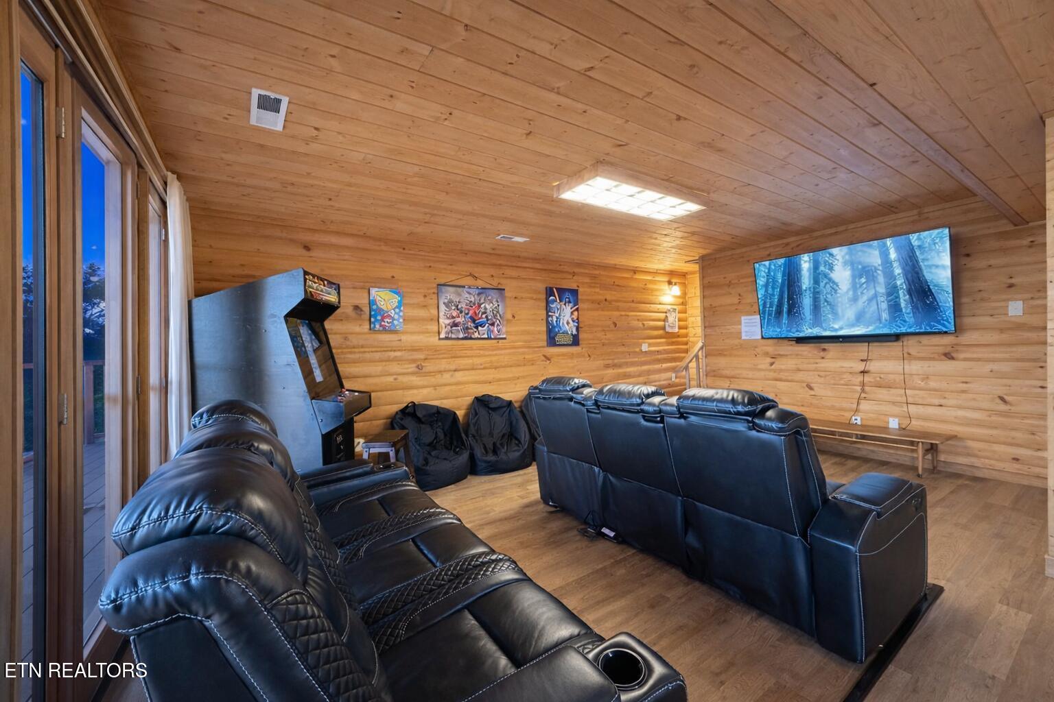 531 Gatlin Drive Gatlinburg TN 37738