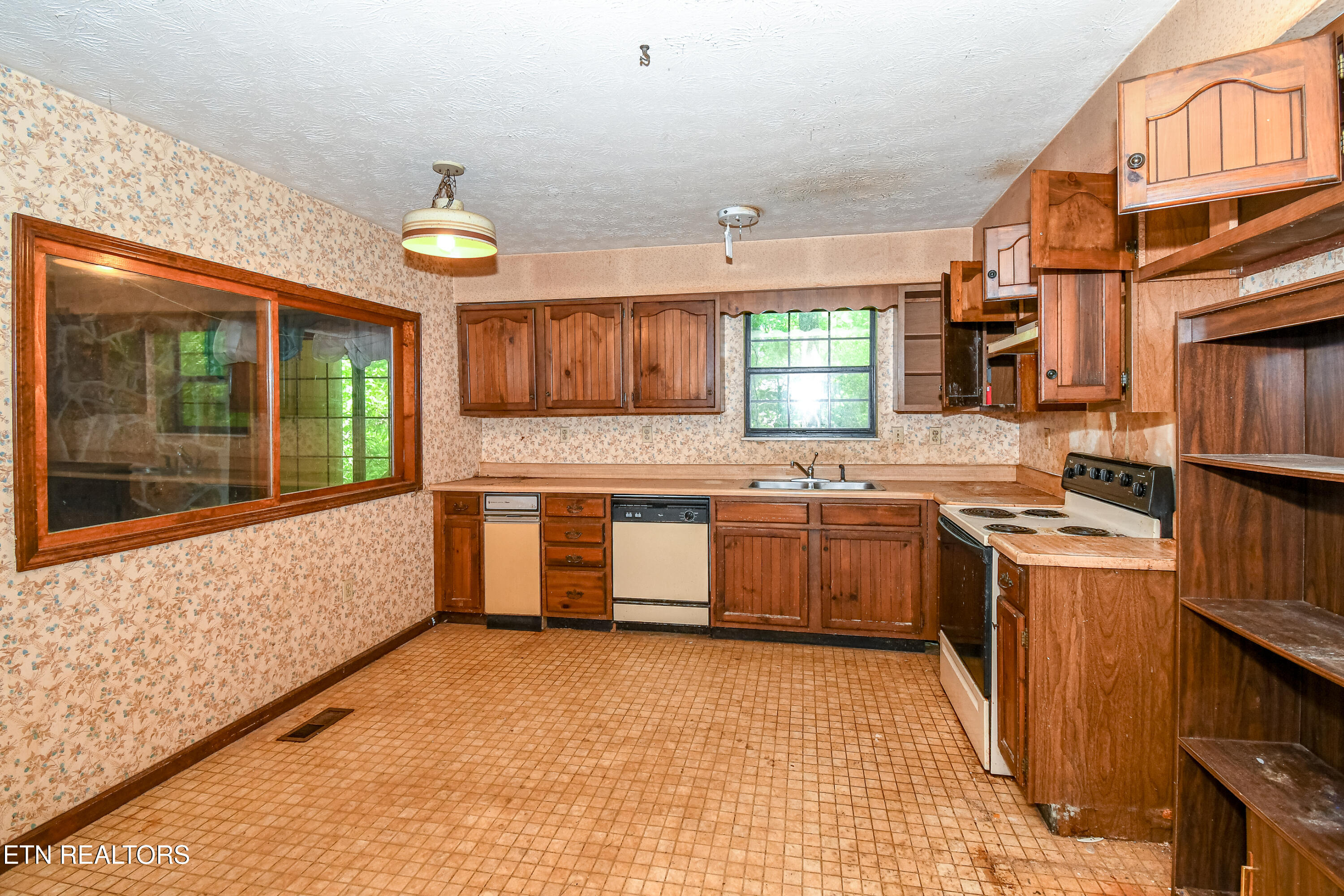 4436 Timberlake Drive Louisville TN 37777