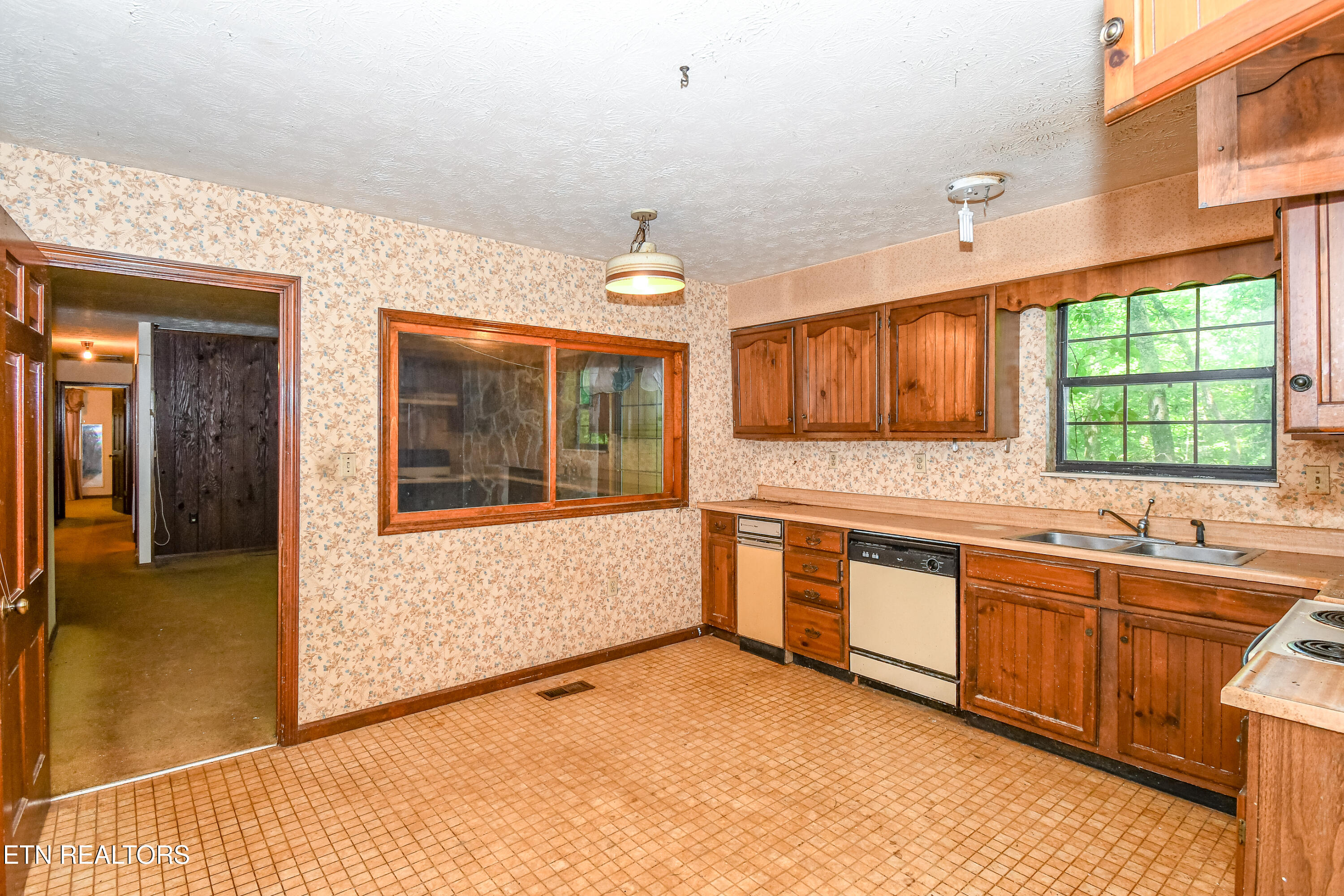 4436 Timberlake Drive Louisville TN 37777