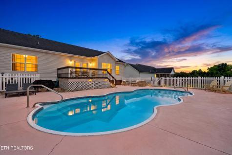 1426 Benjamin Boulevard Sevierville TN 37876