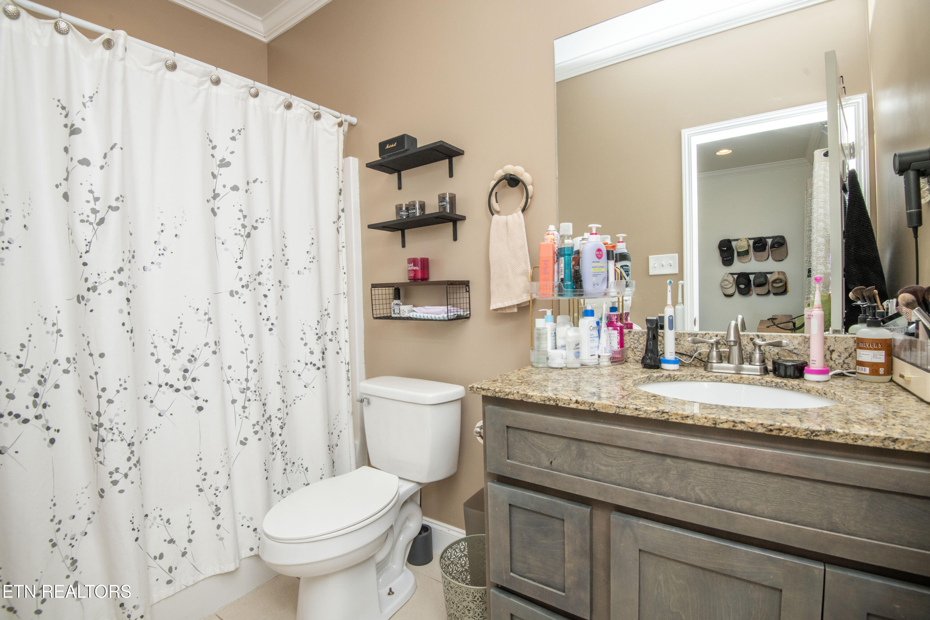 2000 Country Brook Lane Knoxville TN 37921