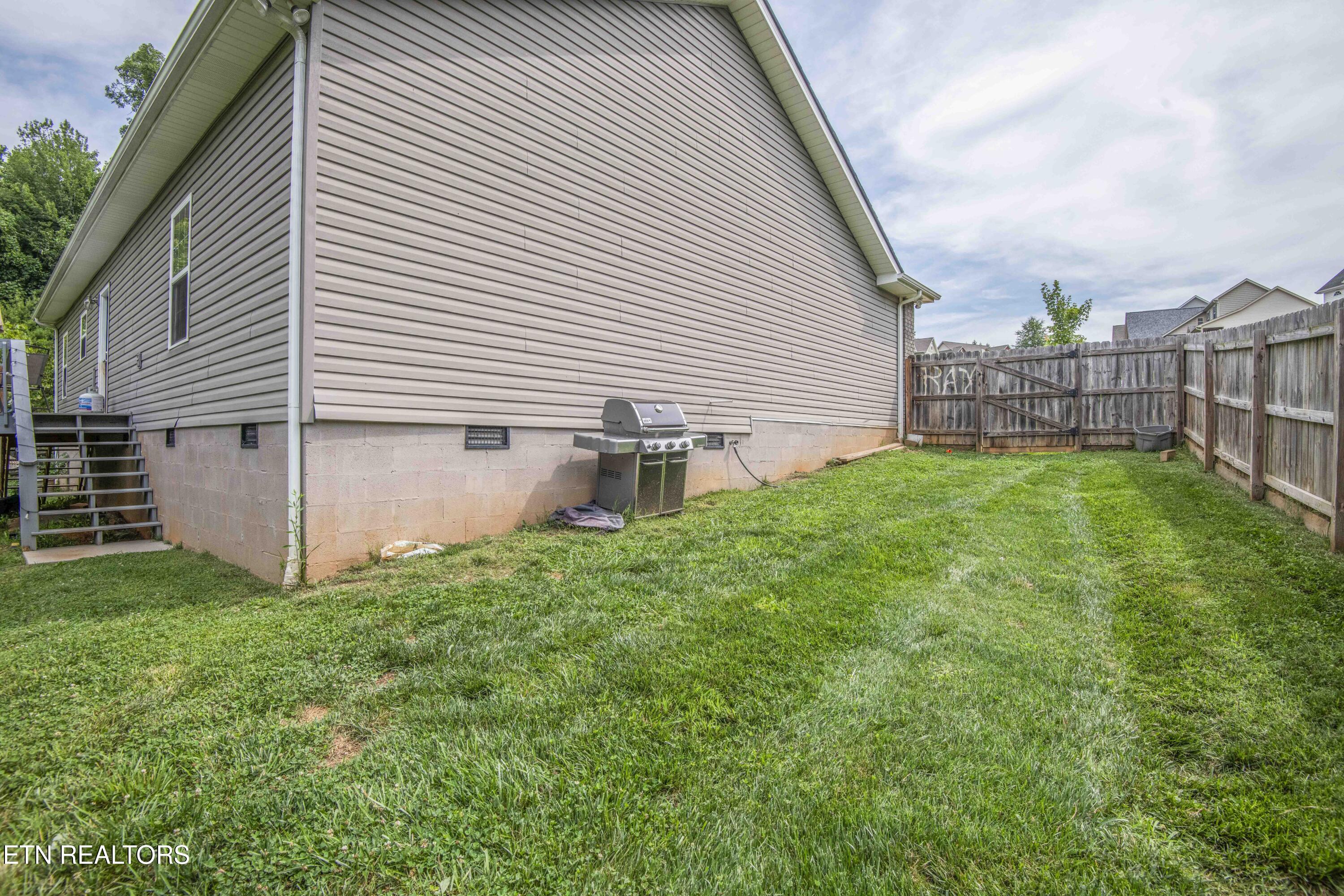 2000 Country Brook Lane Knoxville TN 37921