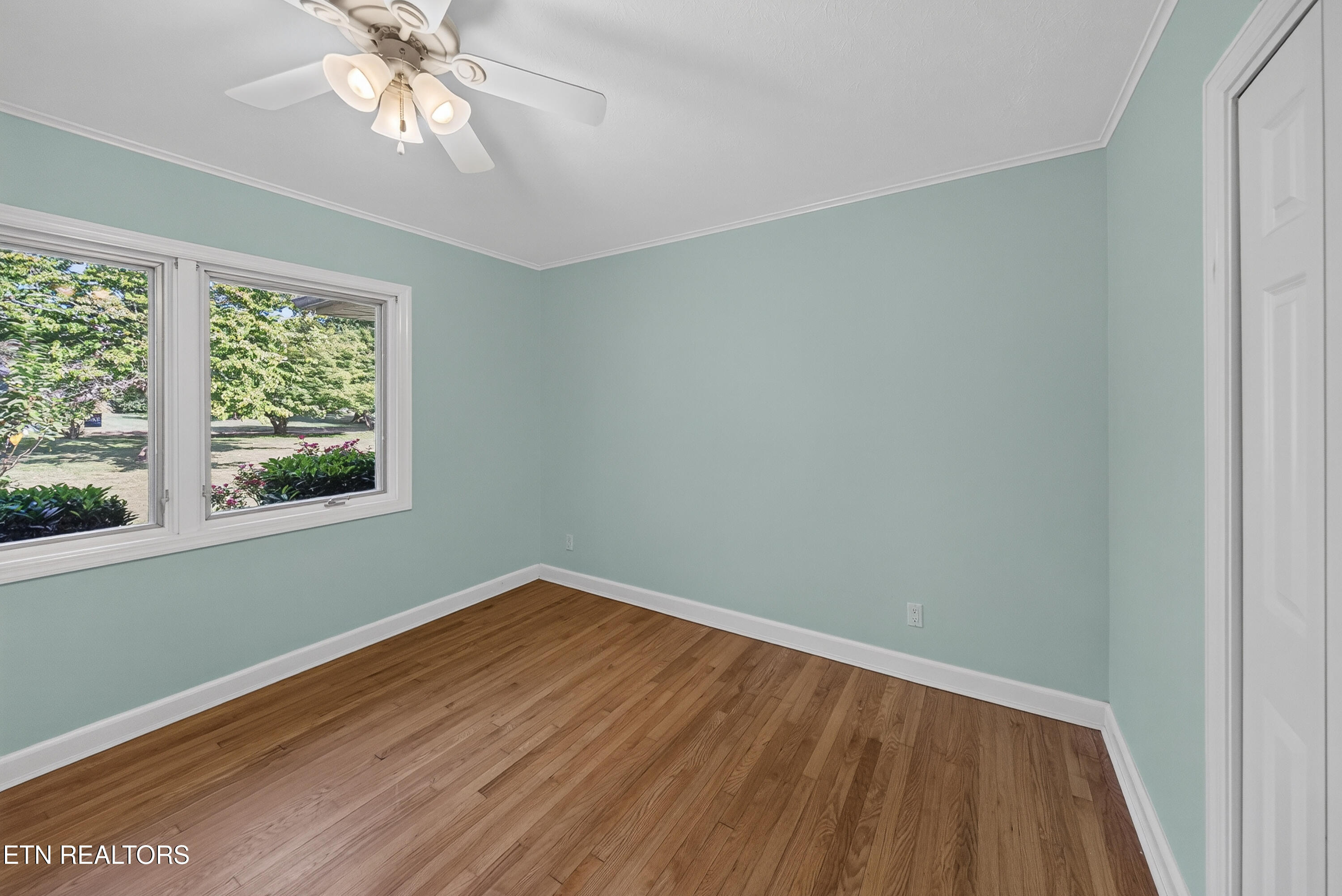 1025 Kenesaw Avenue Knoxville TN 37919