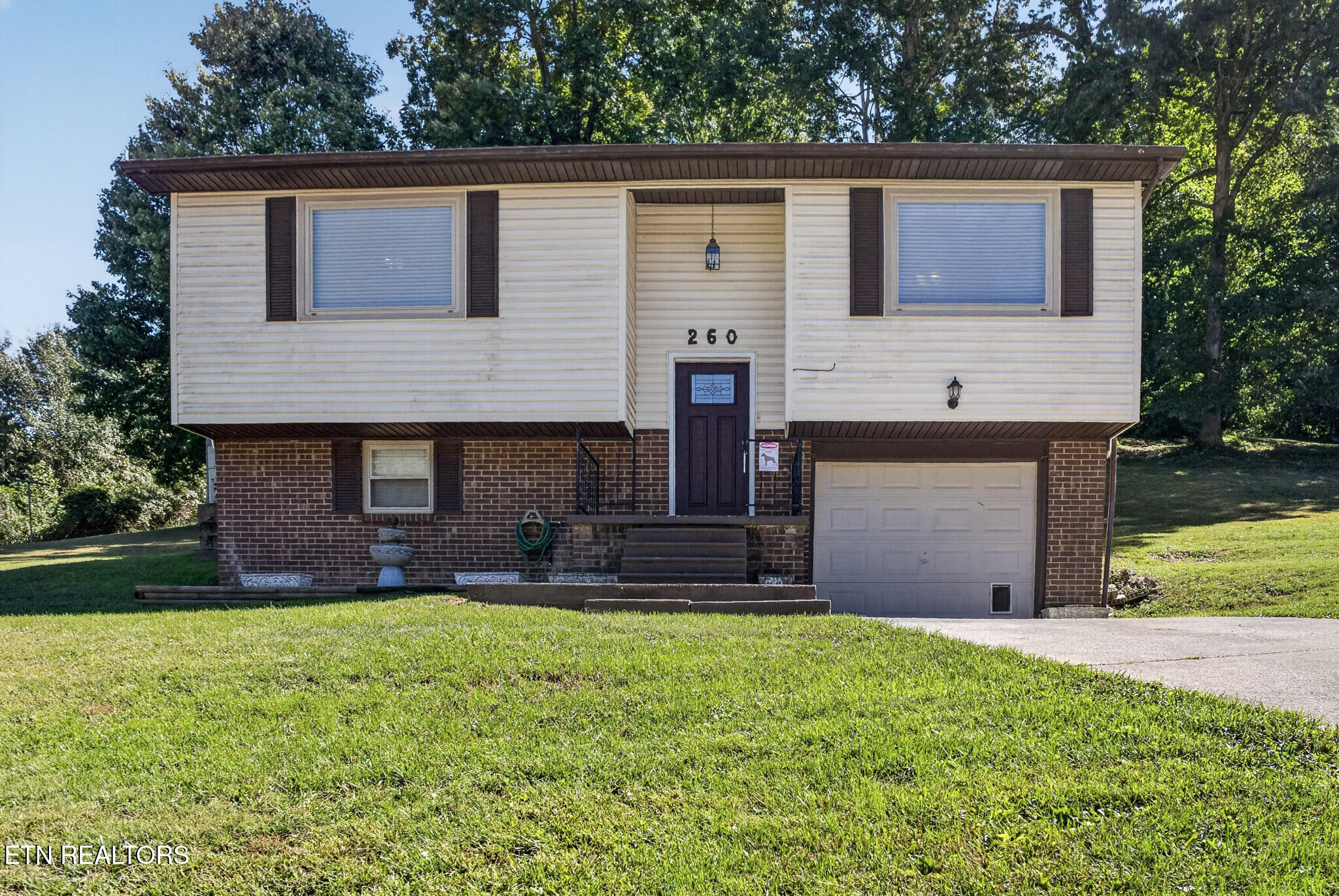 260 Reagan Street Harrogate TN 37752
