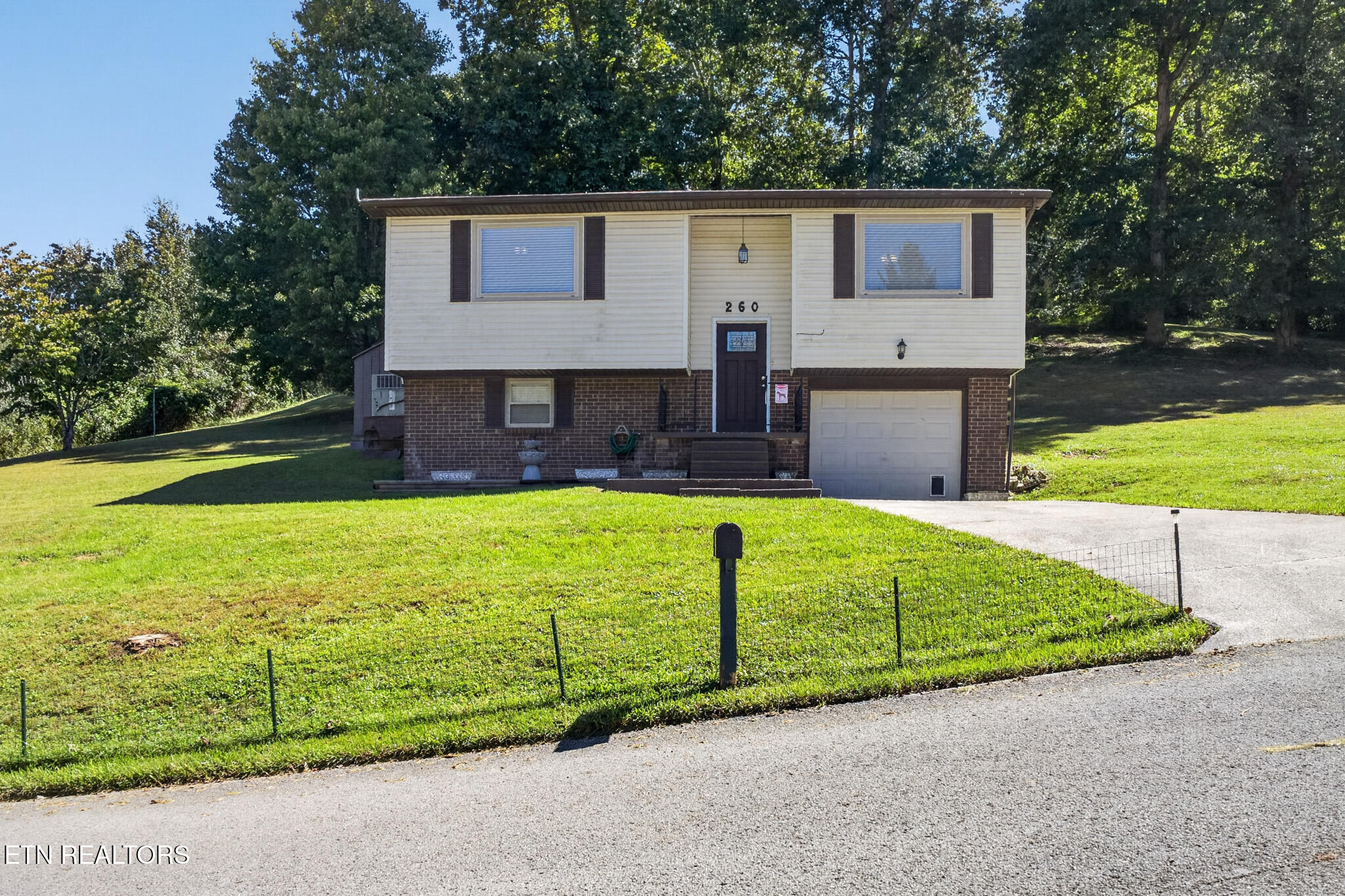 260 Reagan Street Harrogate TN 37752