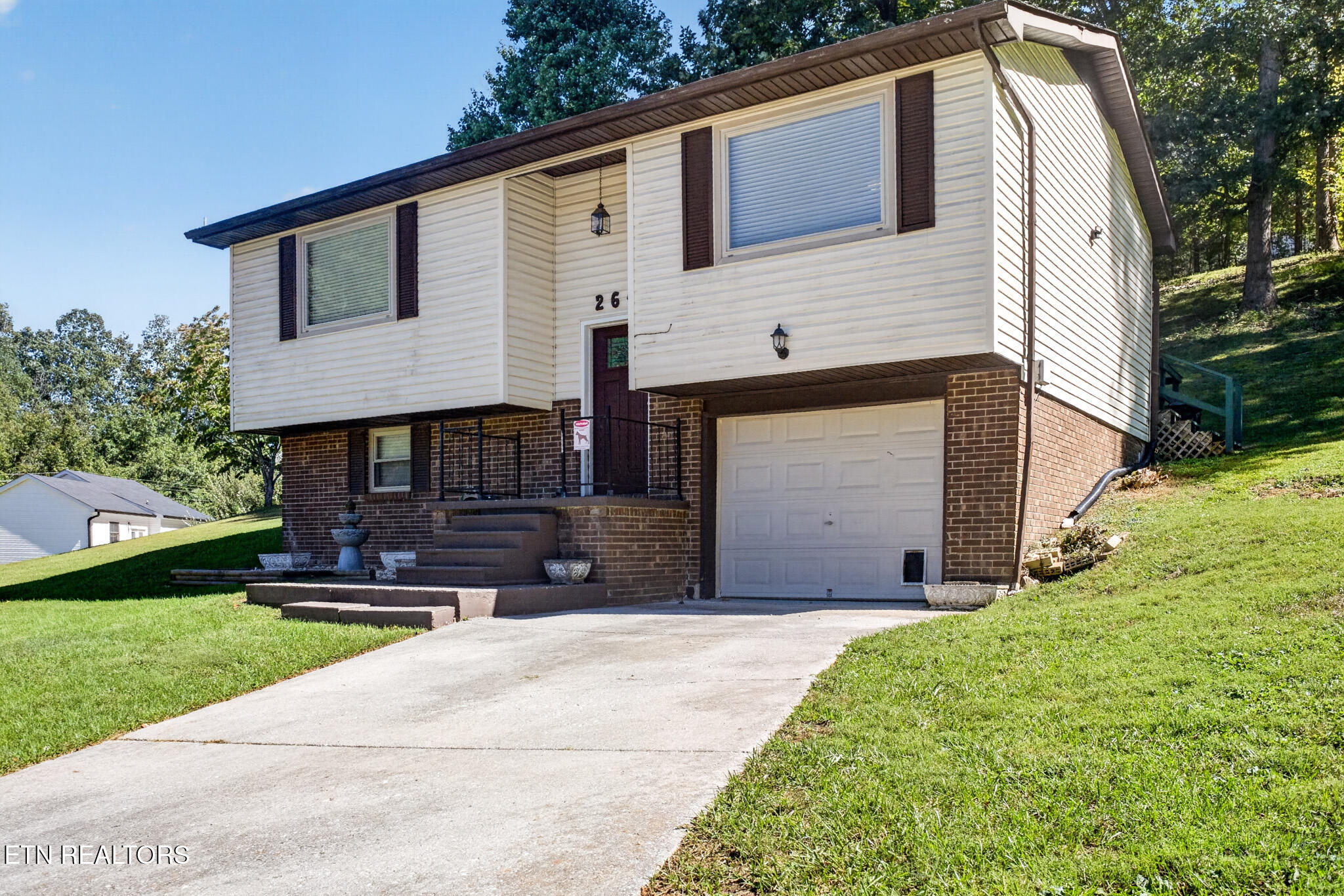 260 Reagan Street Harrogate TN 37752