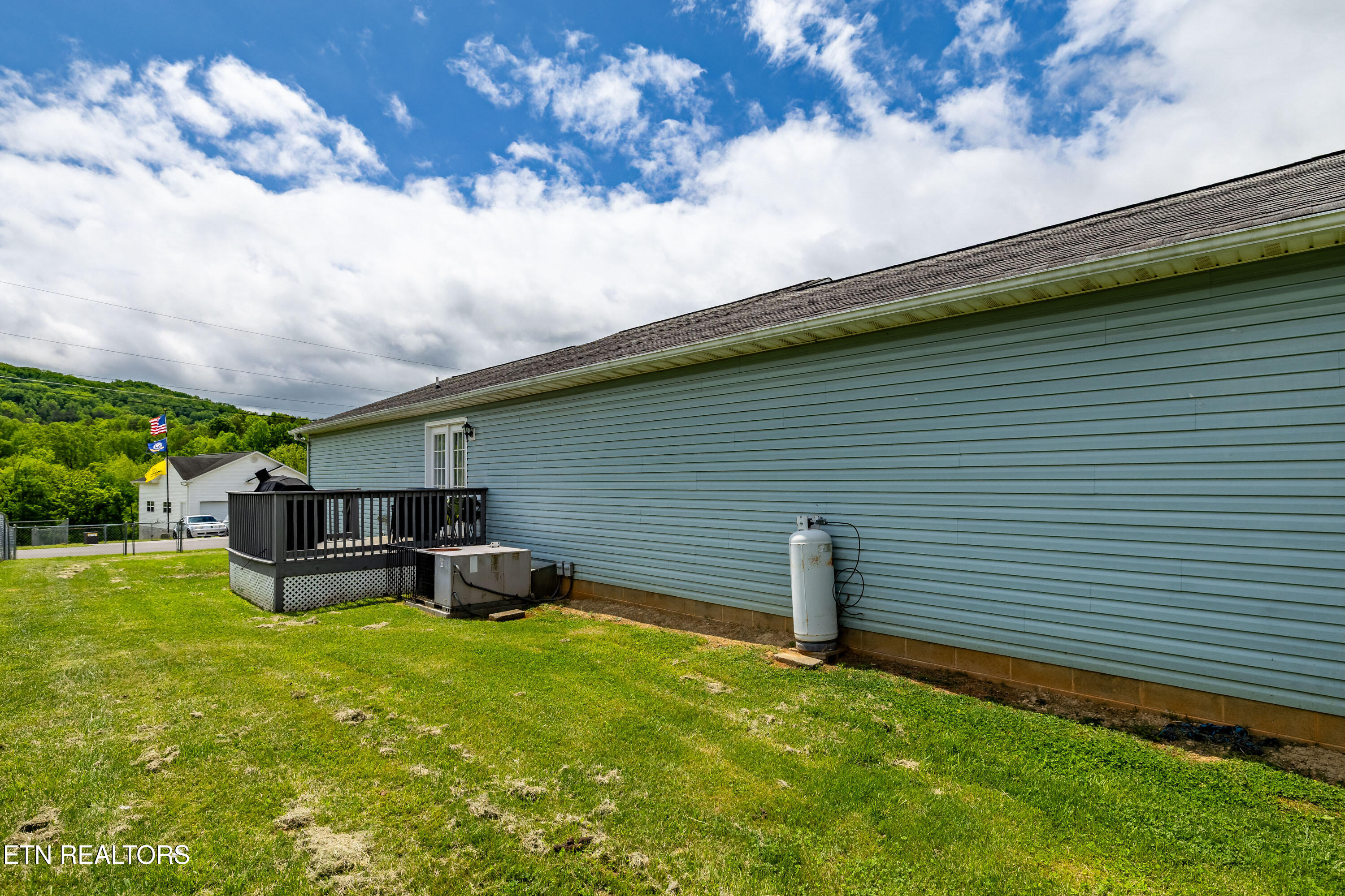 110 Scenic Springs Lane Maynardville TN 37807