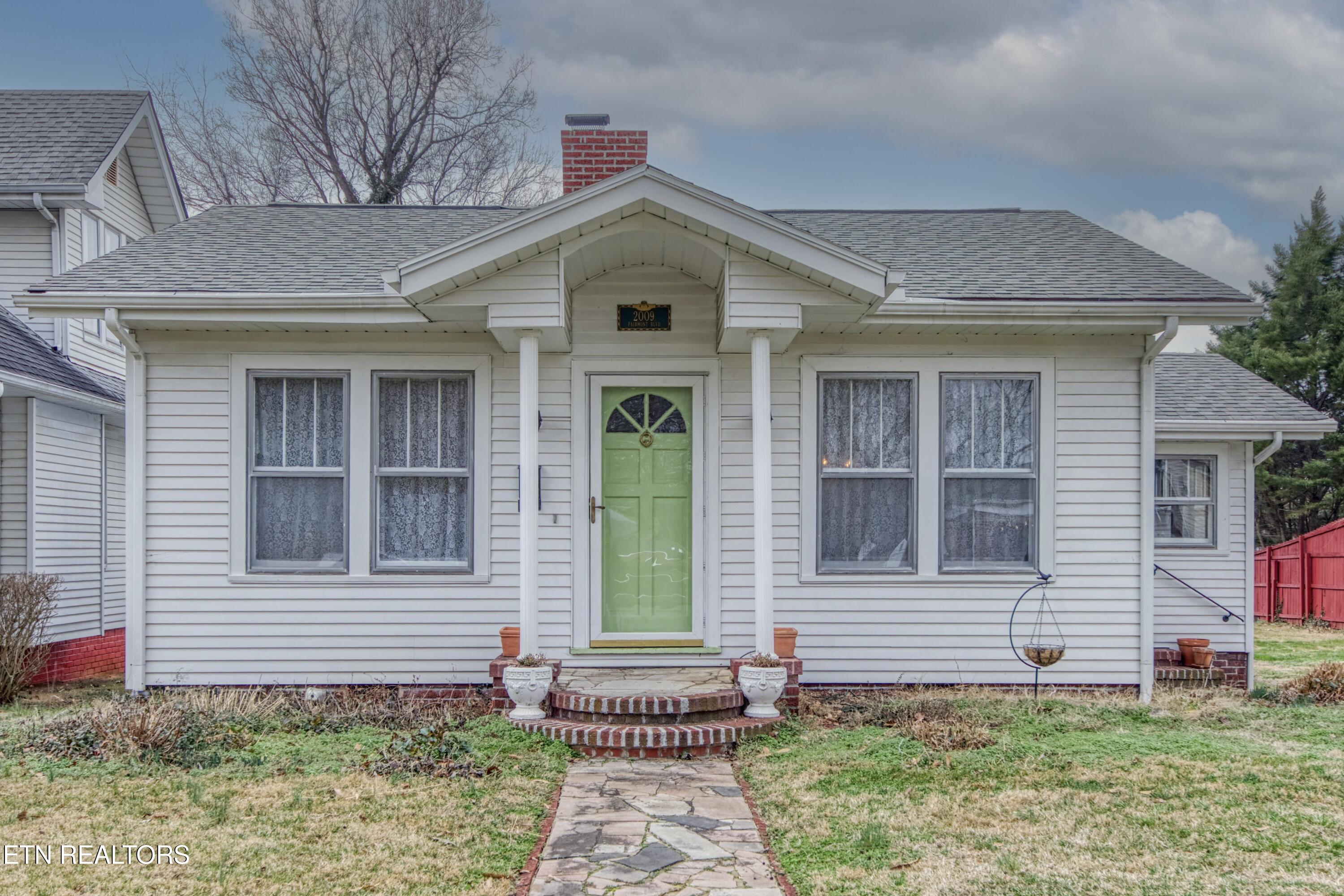 2009 Fairmont Boulevard Knoxville TN 37917