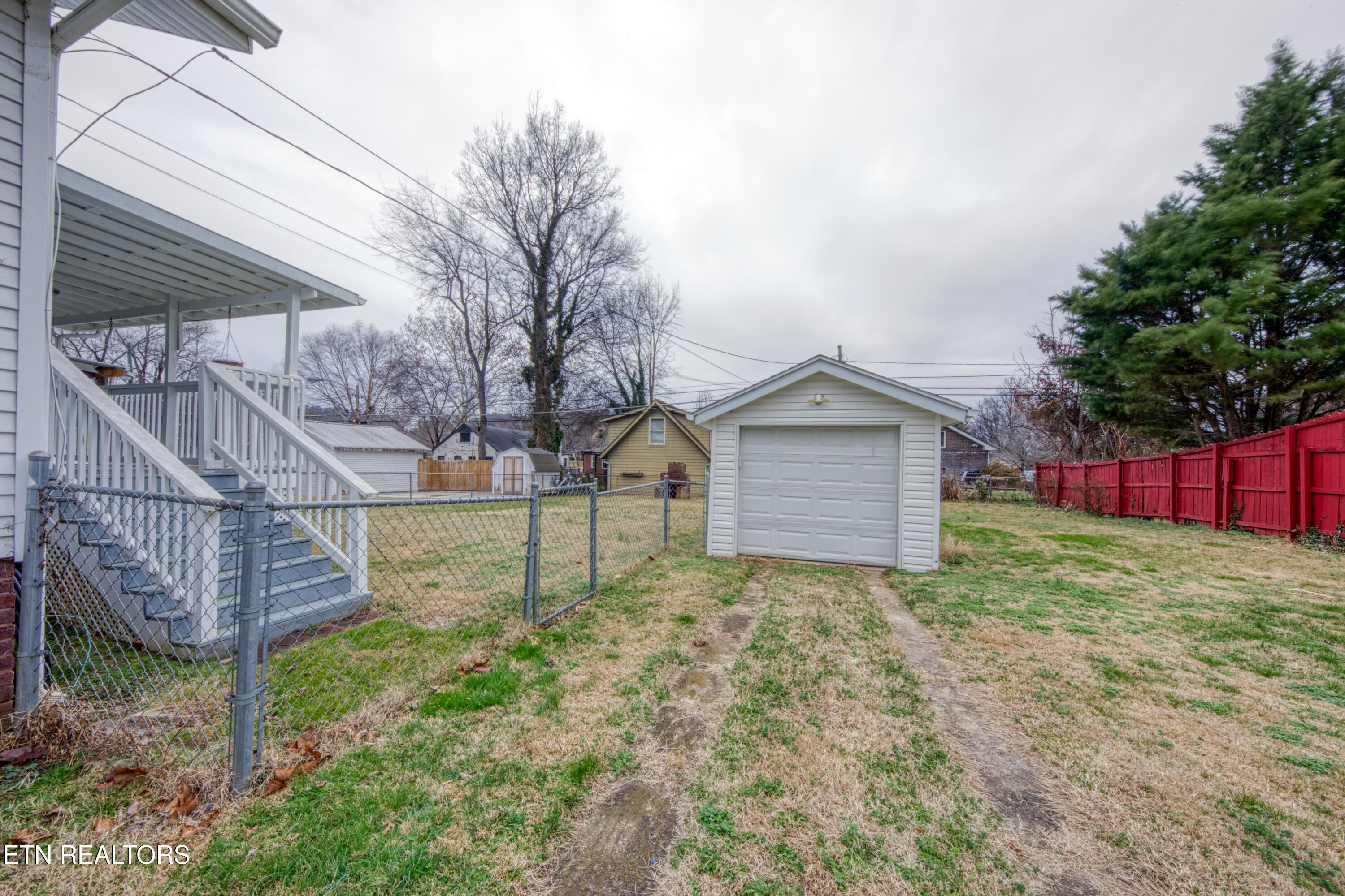 2009 Fairmont Boulevard Knoxville TN 37917