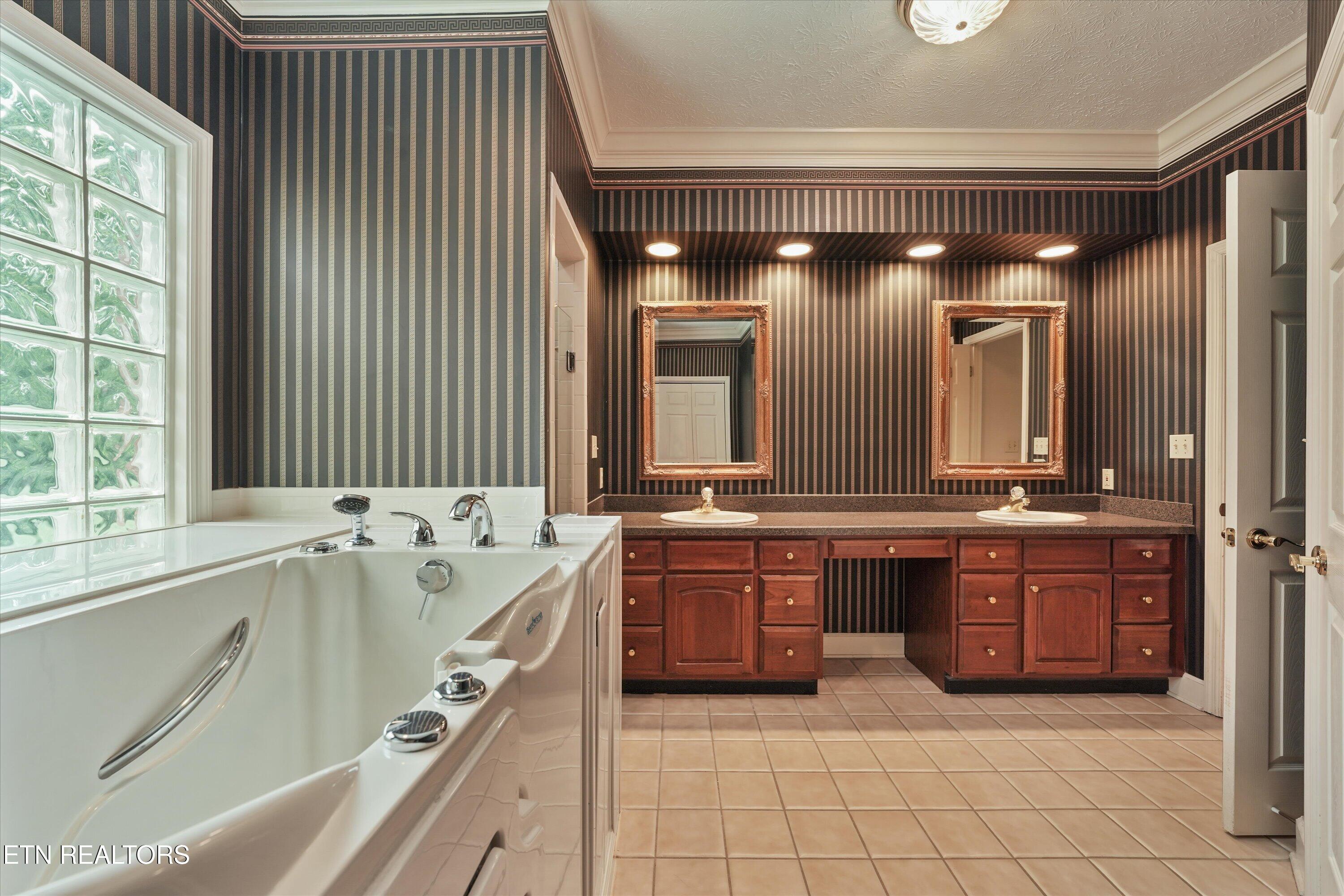 104 Emory Lane Oak Ridge TN 37830