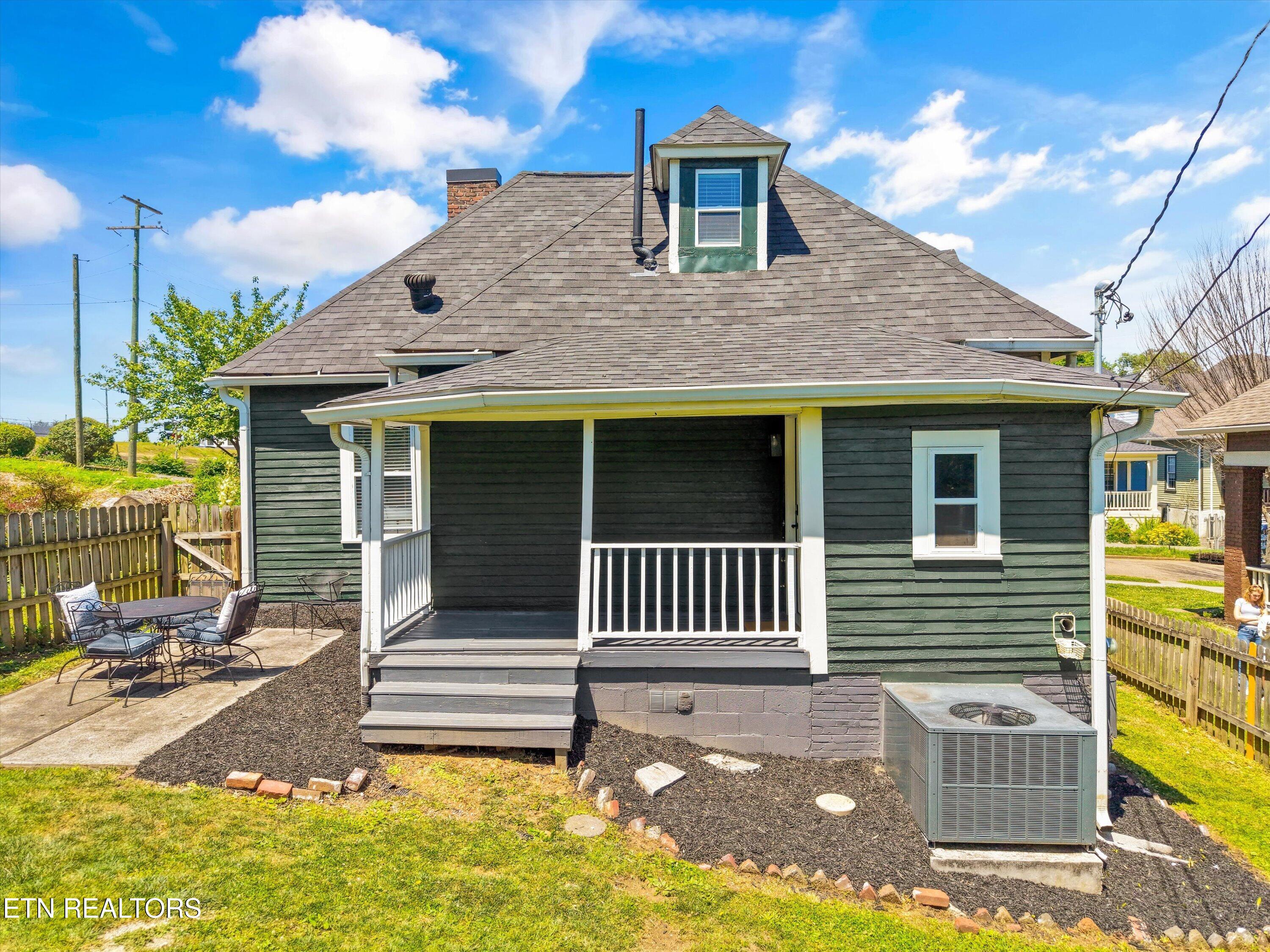 1008 Gratz Street Knoxville TN 37917