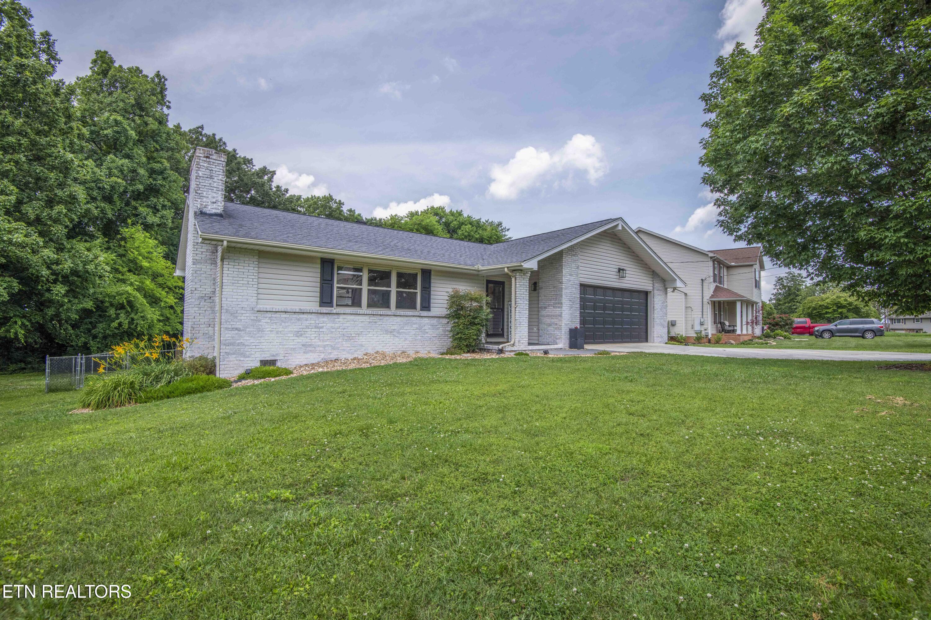 1002 Oxford Hills Drive Maryville TN 37803
